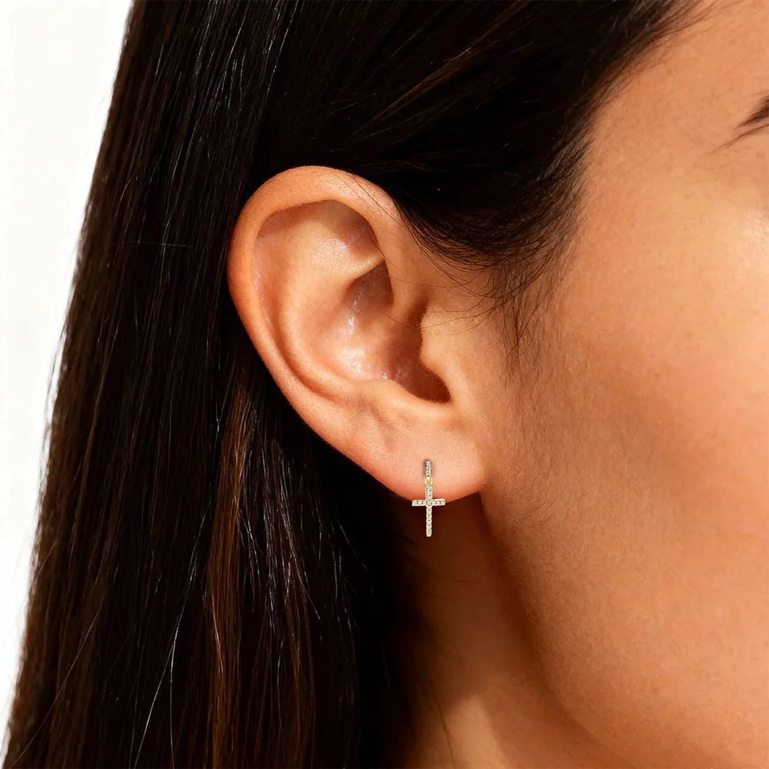 Orecchini Amen dorati a croce pendente con zirconi bianchi ORAPCRGBZ1