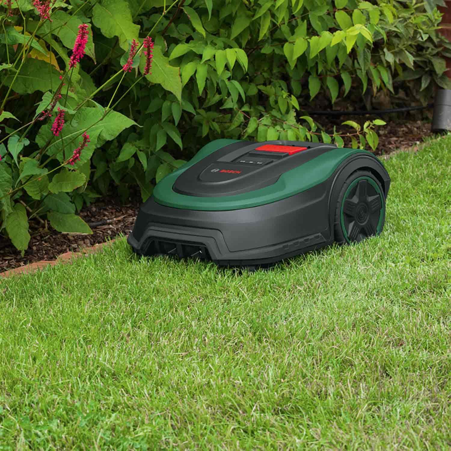 Bosch Rasenmäher Roboter Indego XS 300 (mit integriertem 18-V-Akku, Ladestation enthalten, Schnittbreite 19 cm, für Rasenflächen bis 300 m2, im Karton)