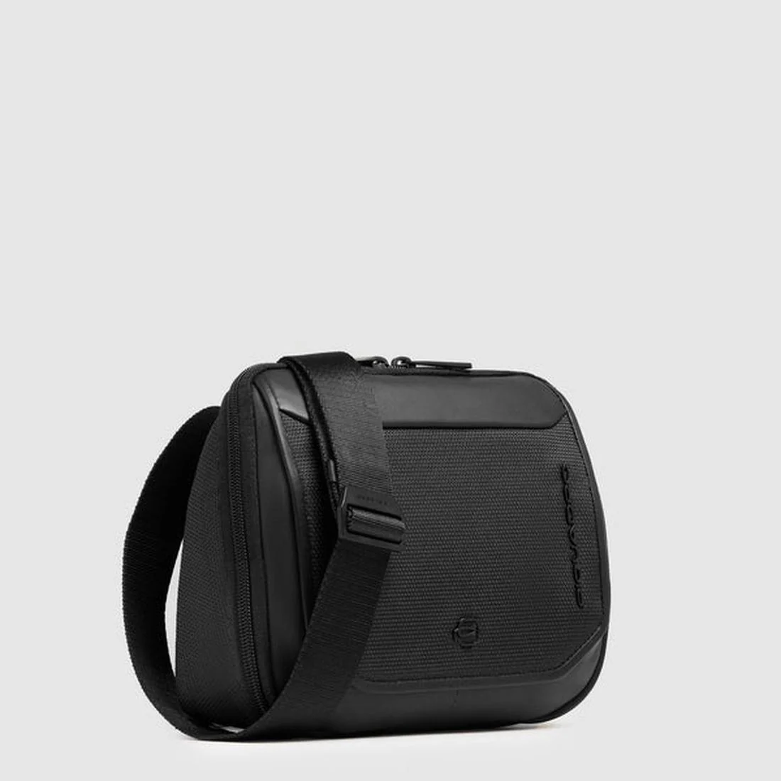 Borsello Piquadro orizzontale in pelle e tessuto nero CA6932S143-N