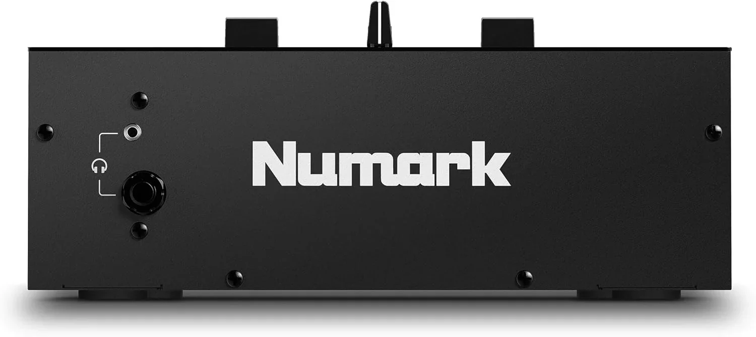 Numark Scratch - Zweikanal DJ Scratch Mixer mit Serato DJ Pro, Innofader Crossfader, DVS-Lizenz, 6 Direktzugriffseffektw?hlern und Performance Pads
