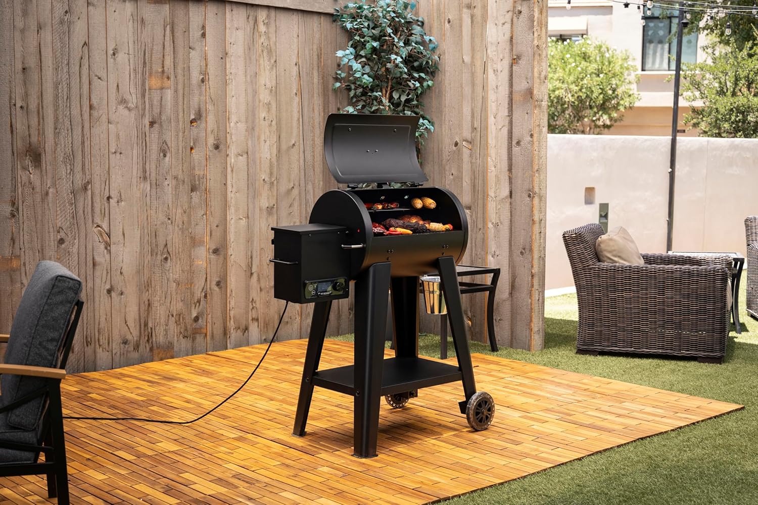 Pit Boss 500FB2 Pellet Grill  Matte Black - 11086