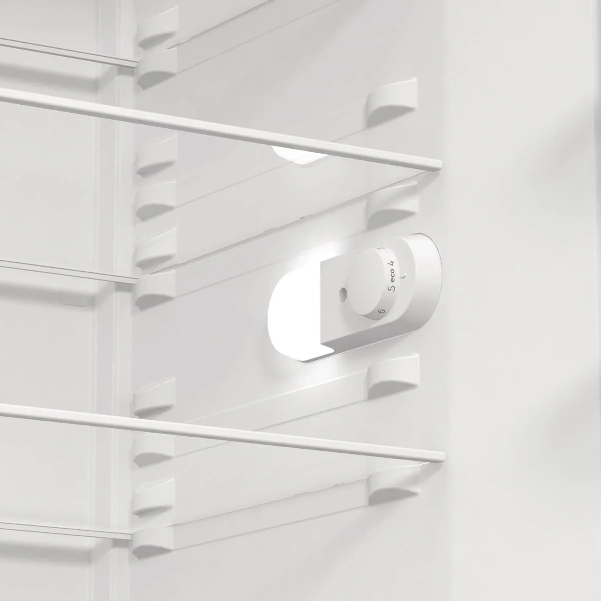 Gorenje R 619 DAXL6 Koelkast/AdaptTech/FreshZone/Snelkoelfunctie/Ventilatiekoelsysteem/LED Display/398l/185cm/EEK D/Roestvrij staal