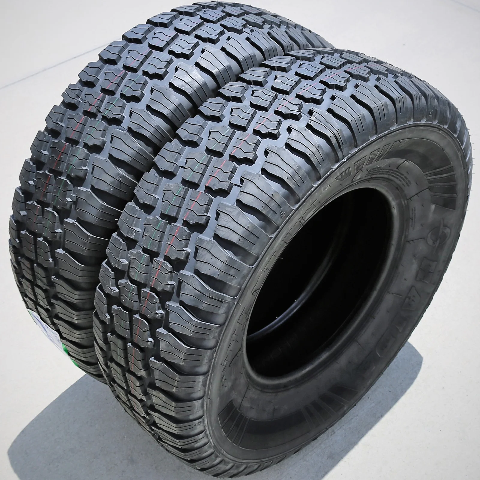 Juego de 2 neumáticos todoterreno Haida Puma HD818 LT 235/75R15 104/101S 6 capas, índice de carga C, perfil M/T barro