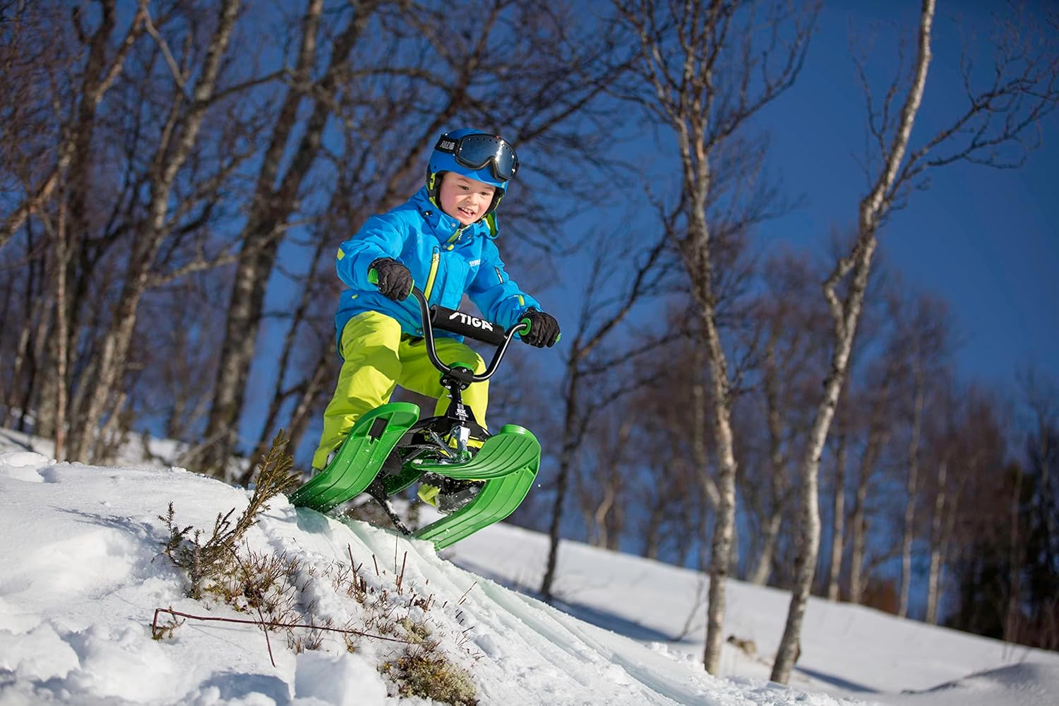 STIGA Snowracer Curve SX – Robuster Schlitten mit BMX-Lenker, Stahlrahmen, Bremse und Zugseilwinde – Lenkschlitten für Kinder ab 7 Jahren und Erwachsene, Max. 90 kg