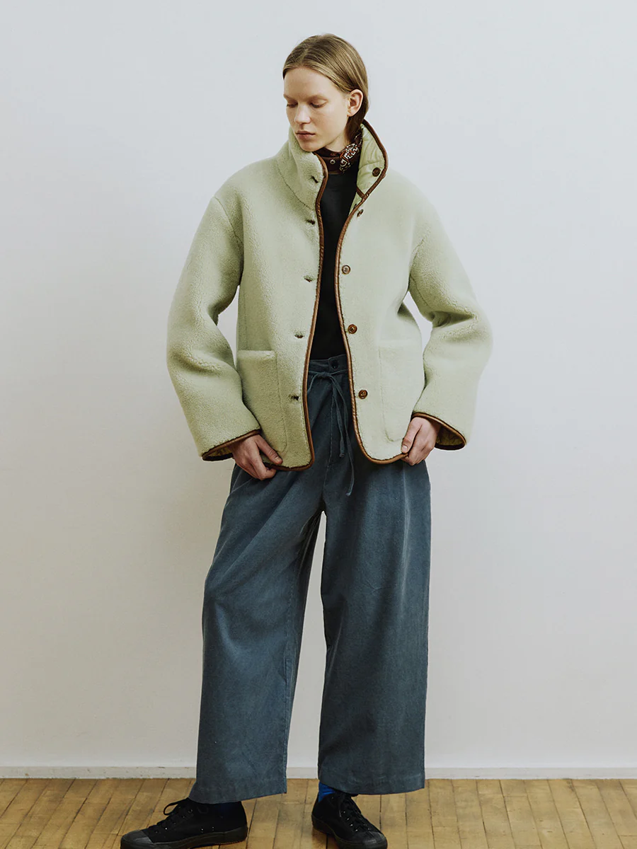 High Neck Reversible Lightweight Padded Jacket [Green Haze] �C Versatile Two-Way Winter Jacket