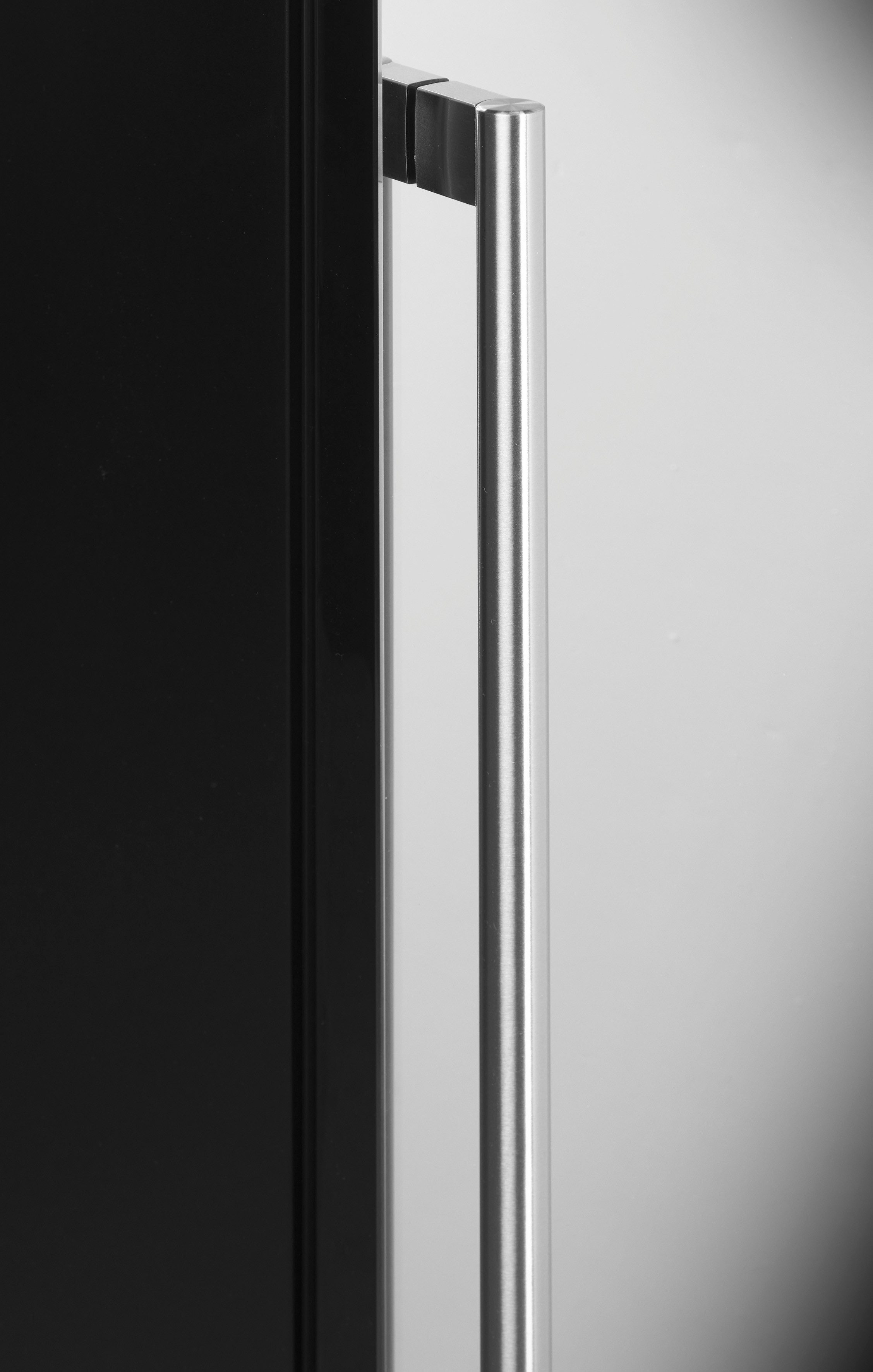 Weinkühlschrank HWC86ECBA