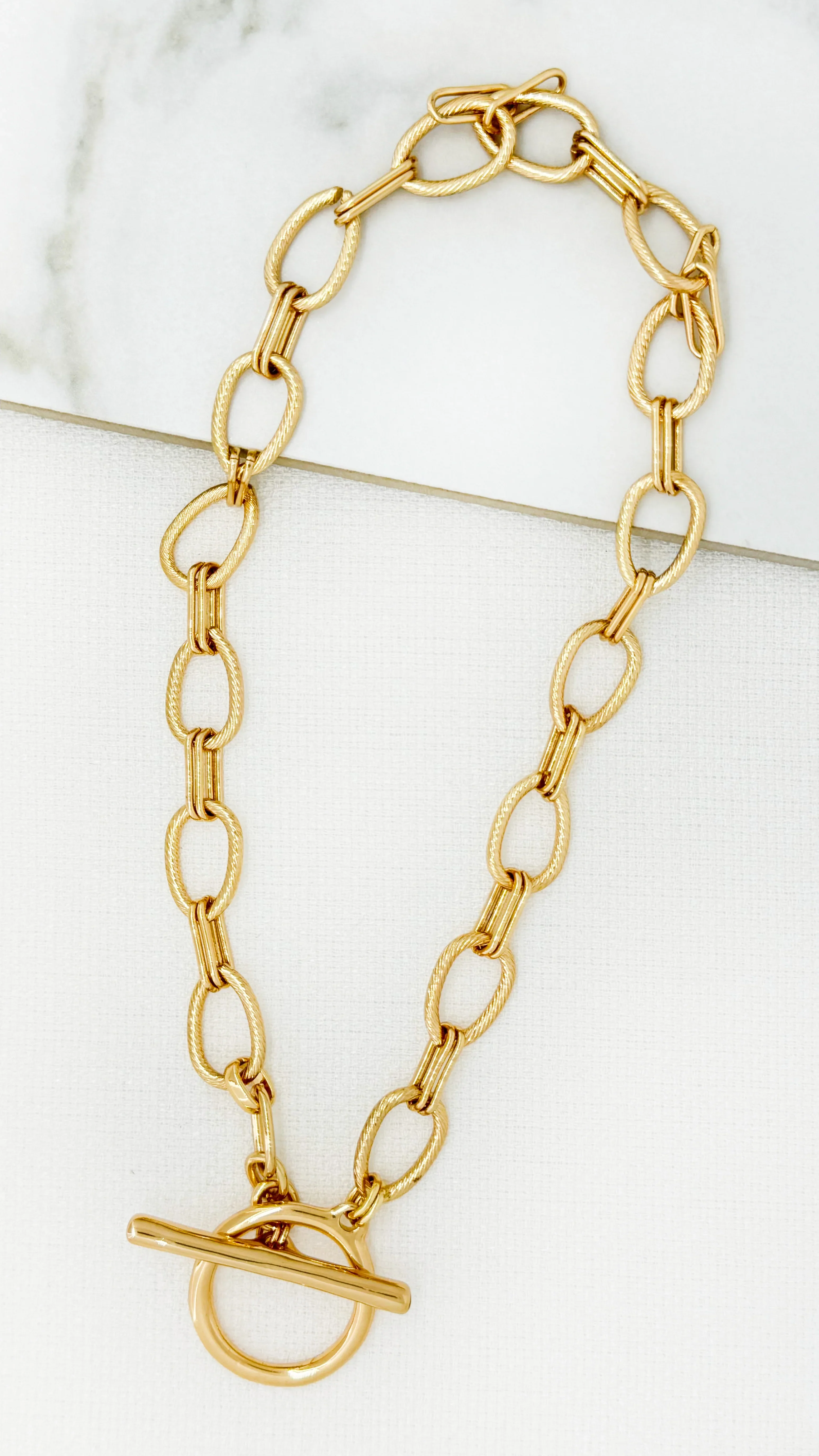 Envy Short Gold Link T-Bar Necklace