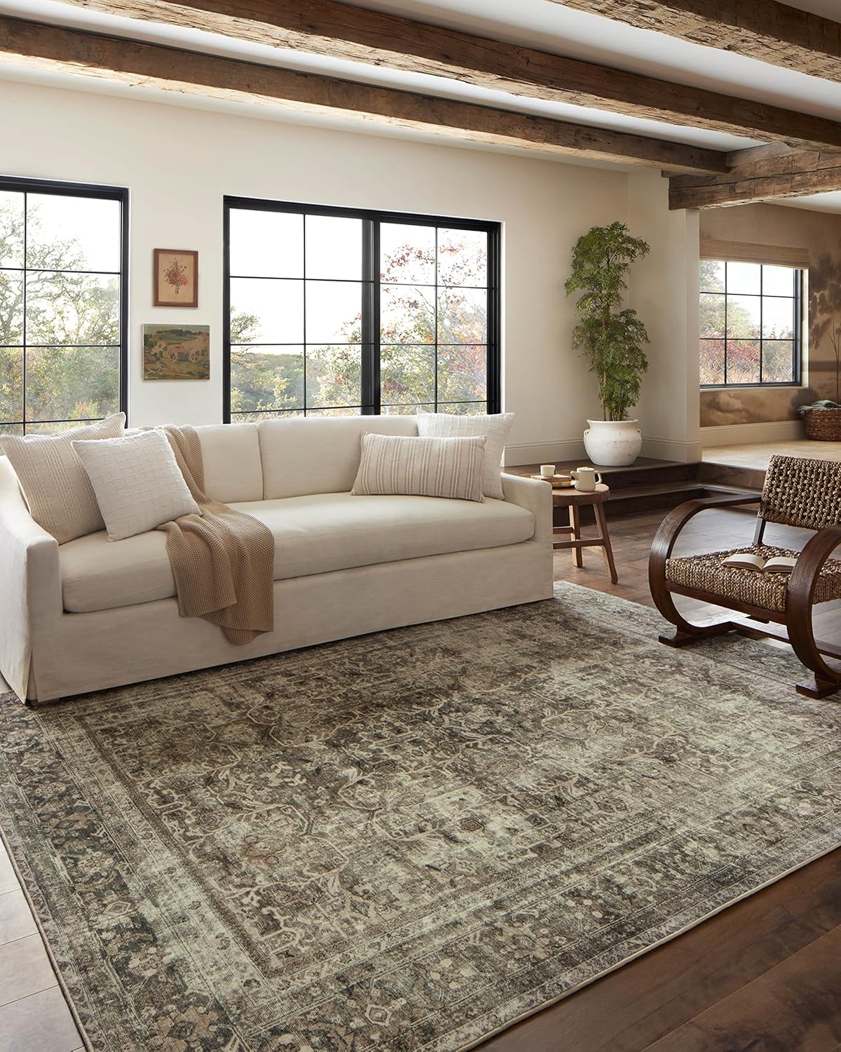Loloi Magnolia Home by Joanna Gaines Sinclair Collection SIN-01 Pebble/Taupe 7'-6
