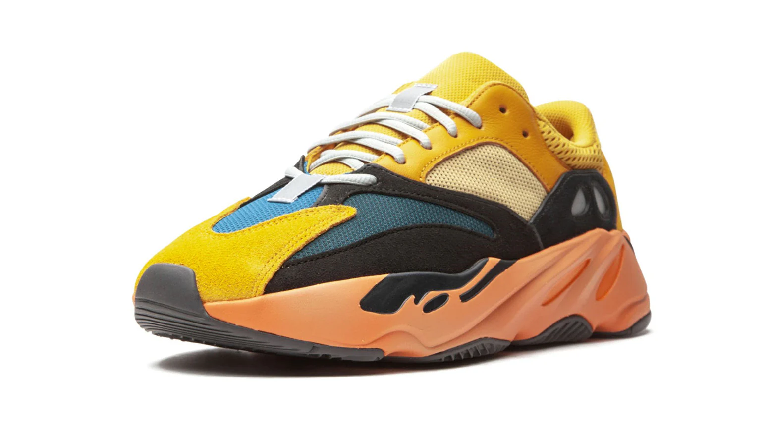 YEEZY BOOST 700 
