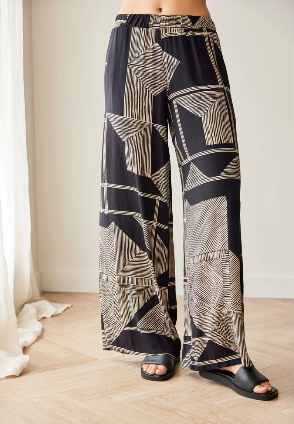 Peruzzi Geo Print Trousers