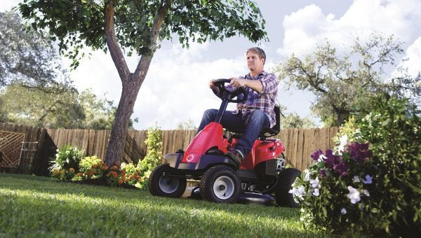 Troy-Bilt TB30 382 cm3 ride-on lawnmower with 6 gears, fully refurbished, compact design, adjustable height