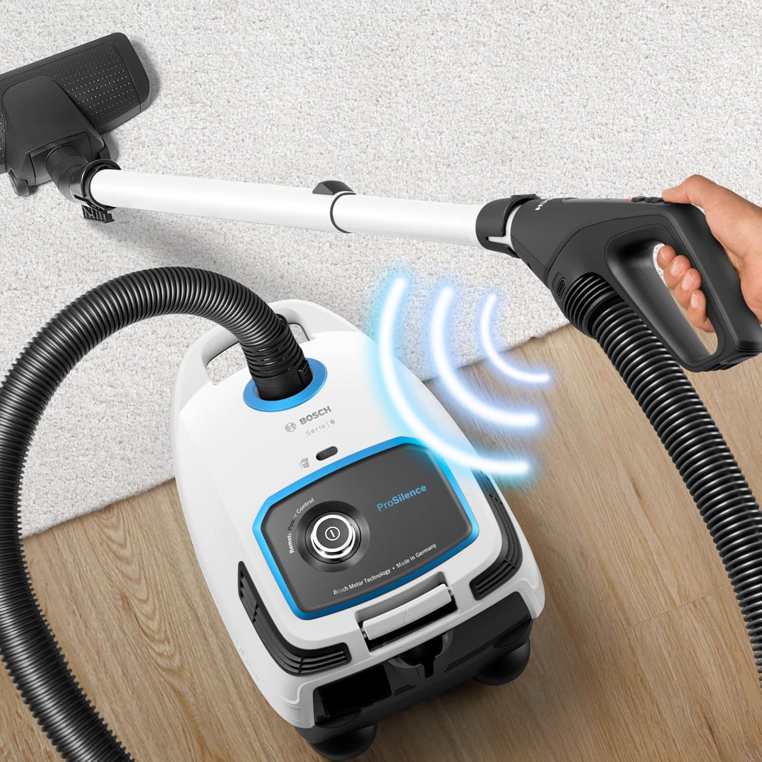 Bosch Elettrodomestici BGB6SIL1, Aspirapolvere, Bianco, 700 W, 4 Litri, 66 decibeles