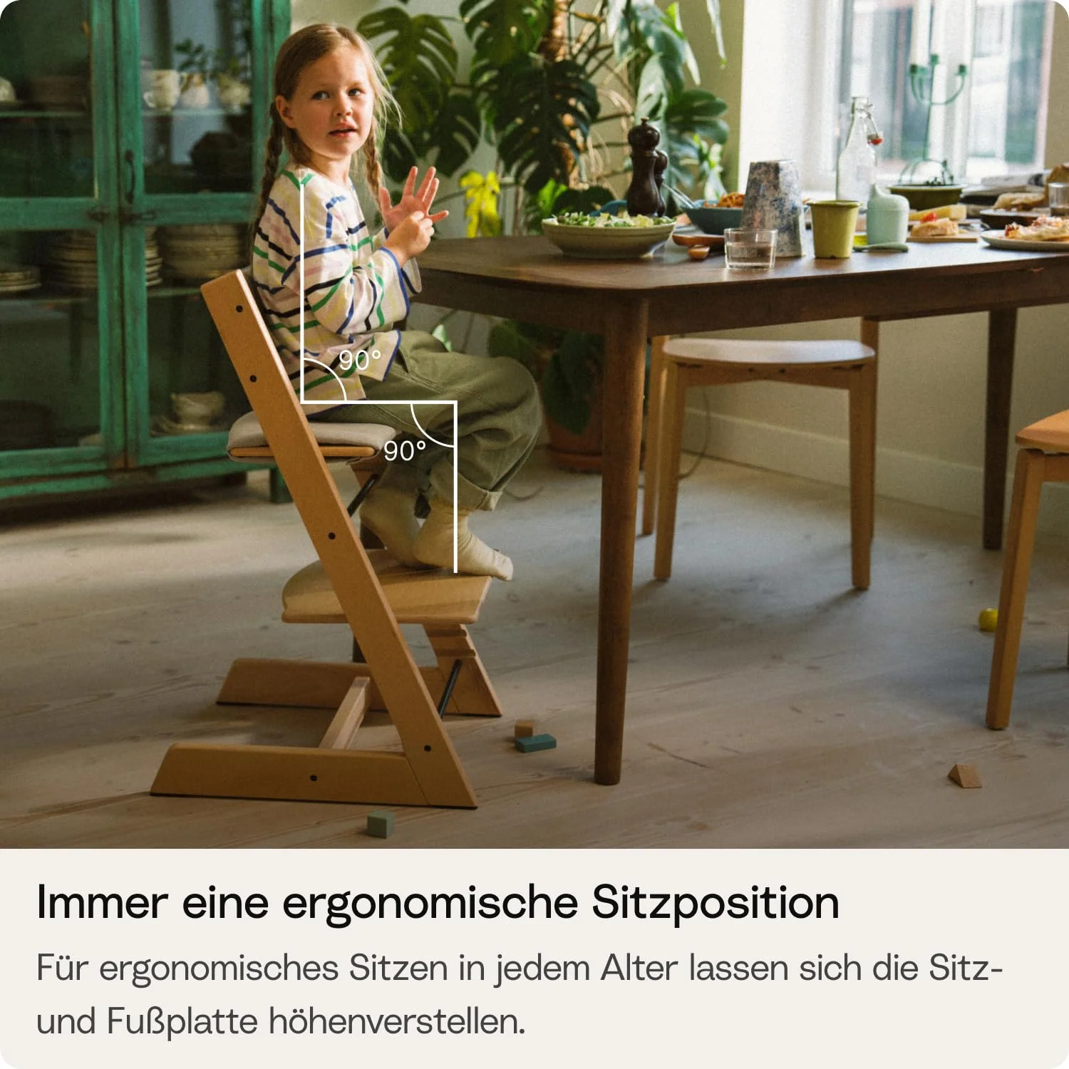 Stokke Tripp Trapp® Hochstuhl aus Holz, mitwachsender Kinderstuhl mit verstellbarer Sitz- und Fußplatte