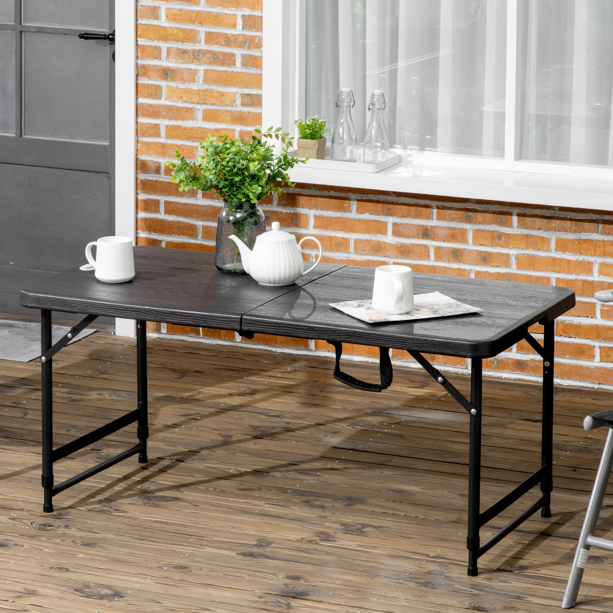 Outsunny Outdoortisch, Gartentisch, für 4 Pers., klappbar, höhenverstellbar, Holzoptik, grau+schwarz, 118 x 60 x 74 cm