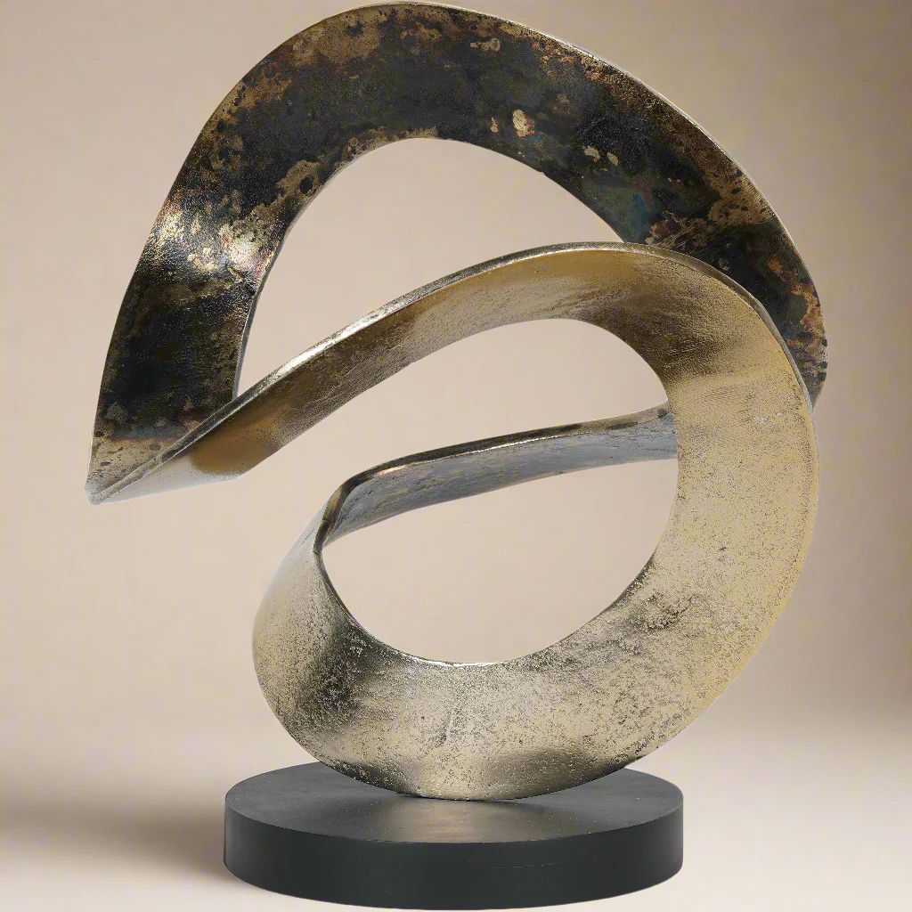 Aged Gold Knot Sculpture on Black Wooden Base �C Contemporary & Rustic D��cor