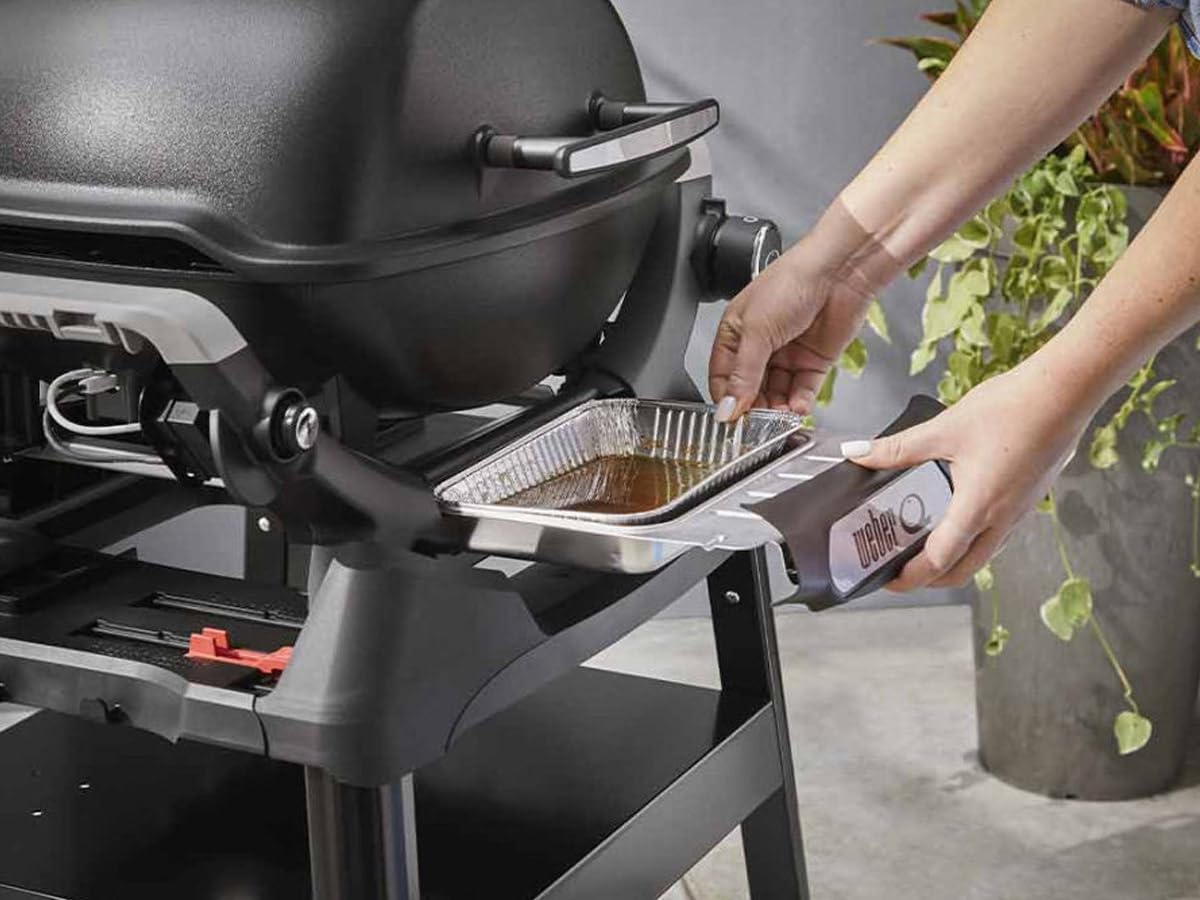 WEBER Gasgrill Q 1200N schwarz mit Standfuß