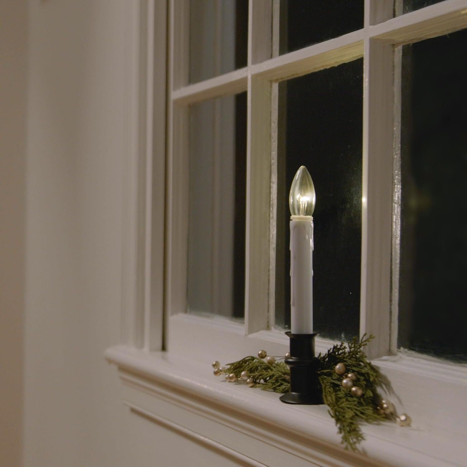 612 Vermont Ultrahelle LED-Fensterkerzen mit Timer, batteriebetrieben, Slim-Line Metallsockel, VT-2813-OW-4R (mattes Onyx, 4 Stück)