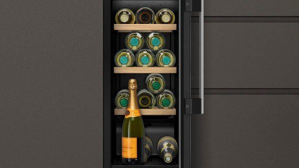 Weinkühlschrank KU9202HF0