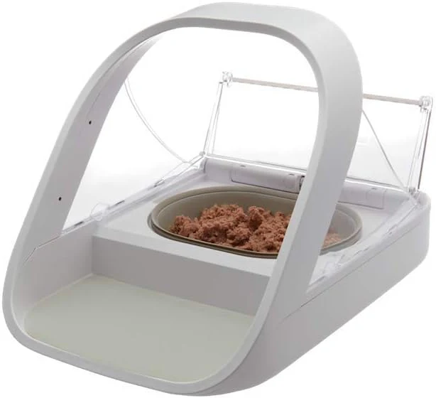 Sure Petcare SureFeed Microchip-voerautomaat voor huisdieren, met dichte dekselafdichting, compatibel met RFID-halsbandhanger, geschikt voor nat- en droogvoer, werkt op batterijen, wit