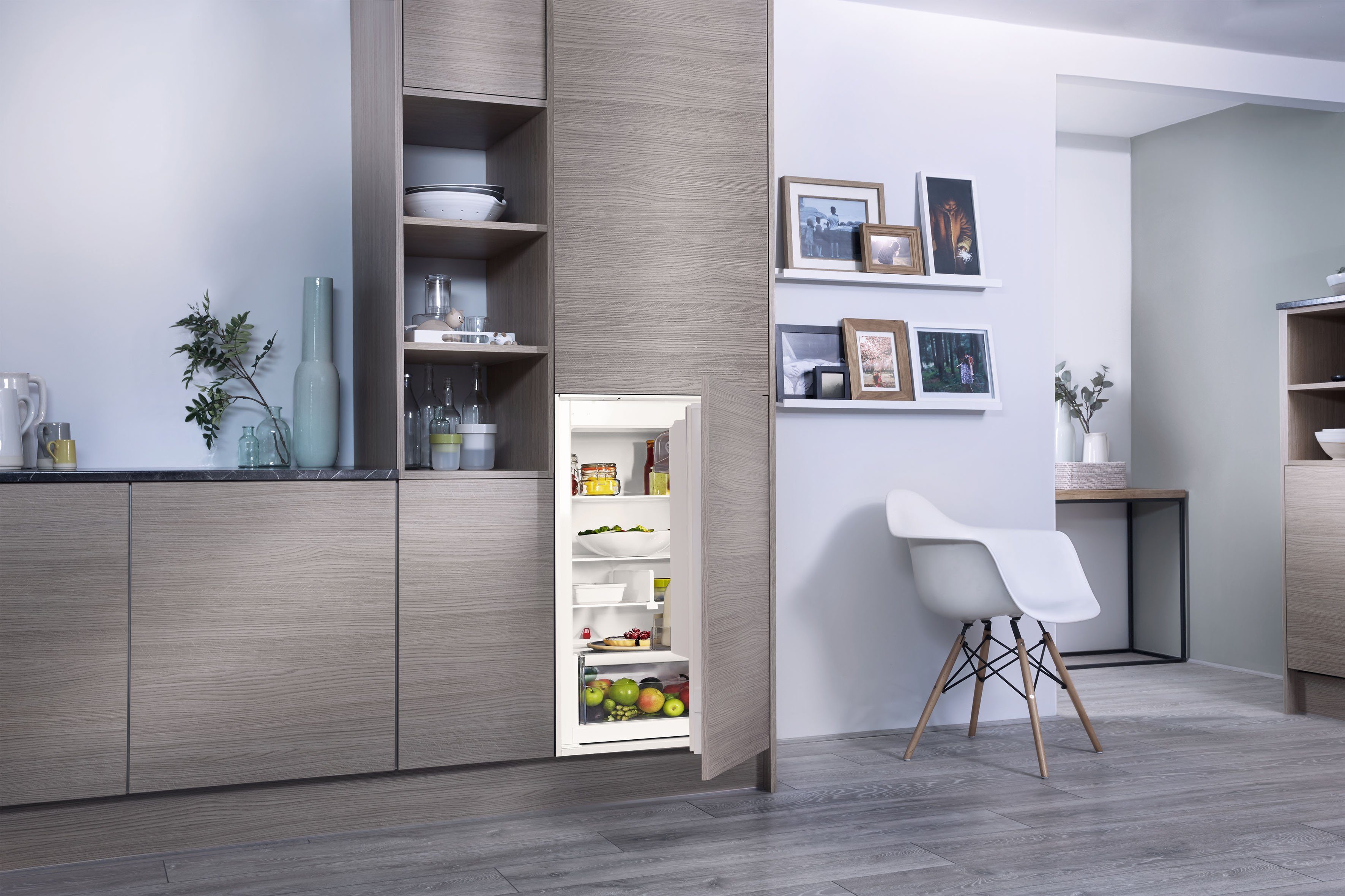 Einbaukühlschrank KSI 10VF2