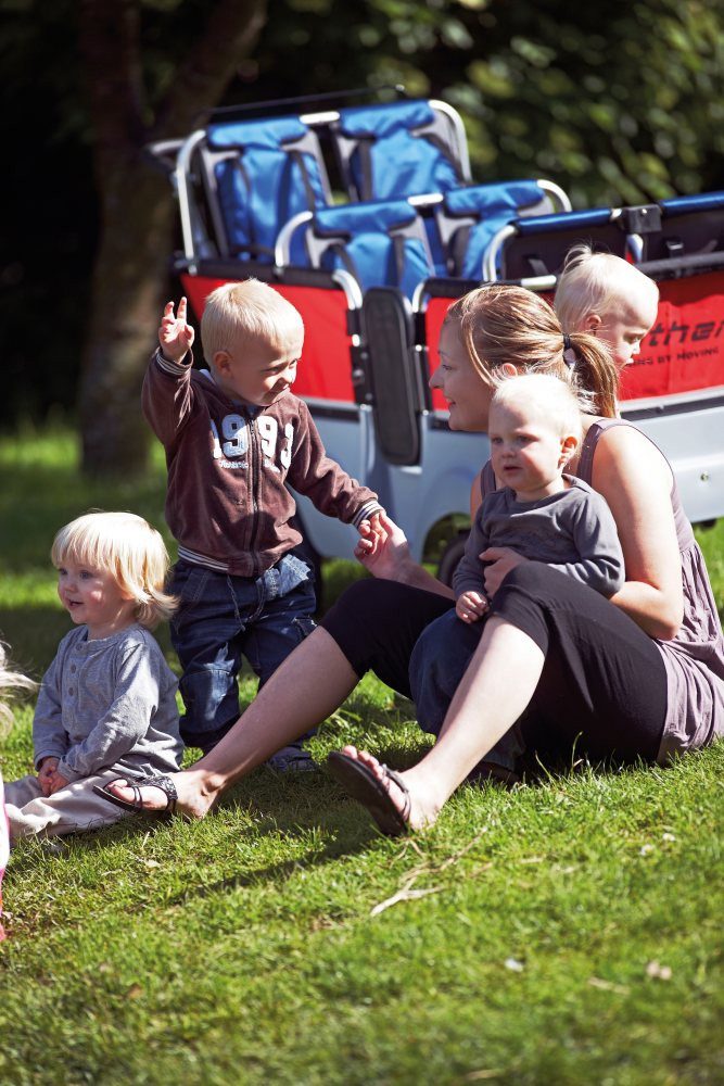 Zwillings-Kombikinderwagen Turtle Kinderbus für 6 Kinder – Krippenbus für Ausflüge
