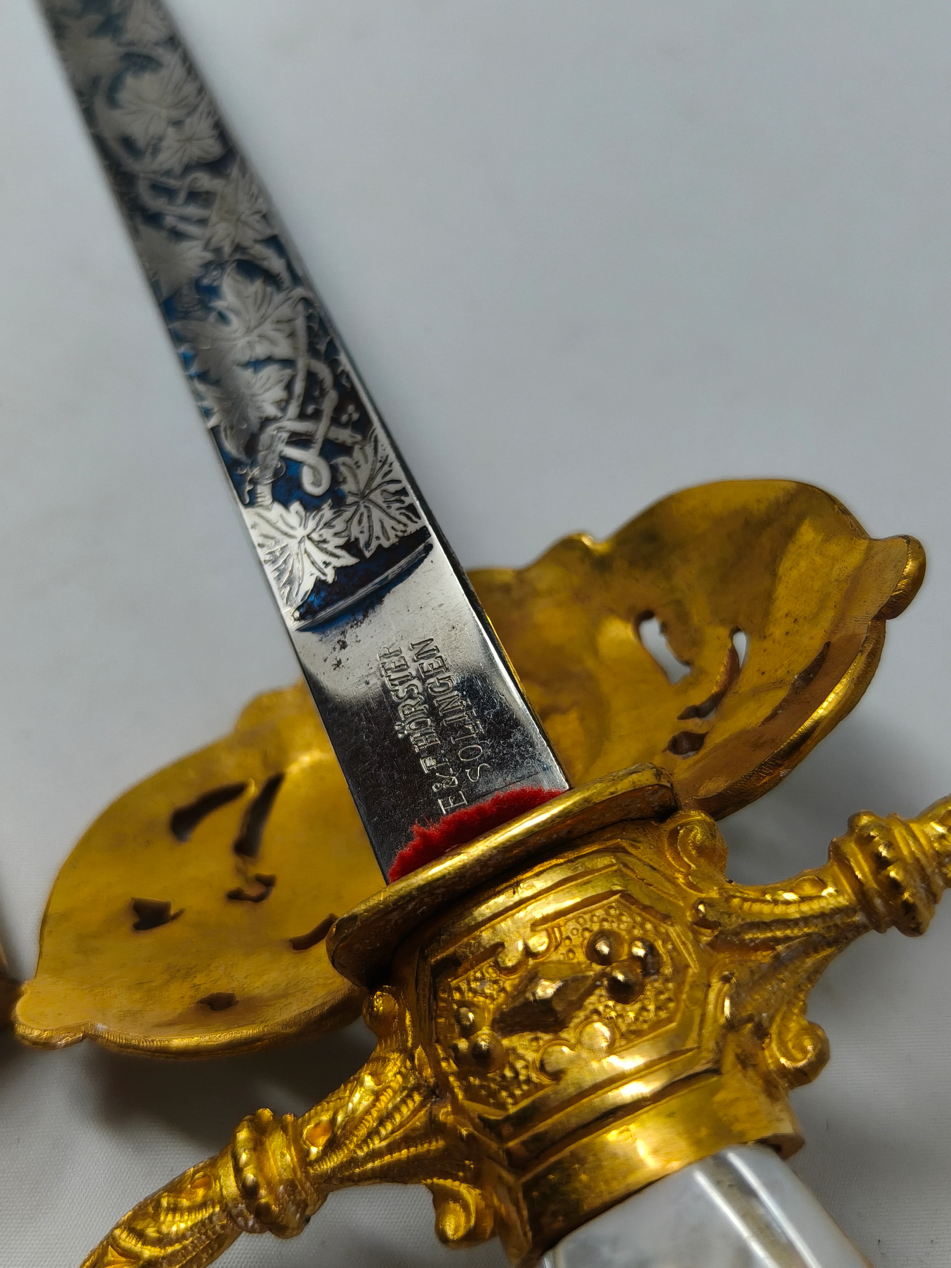 Espad��n de gran gala Vaticano . Siglo XIX