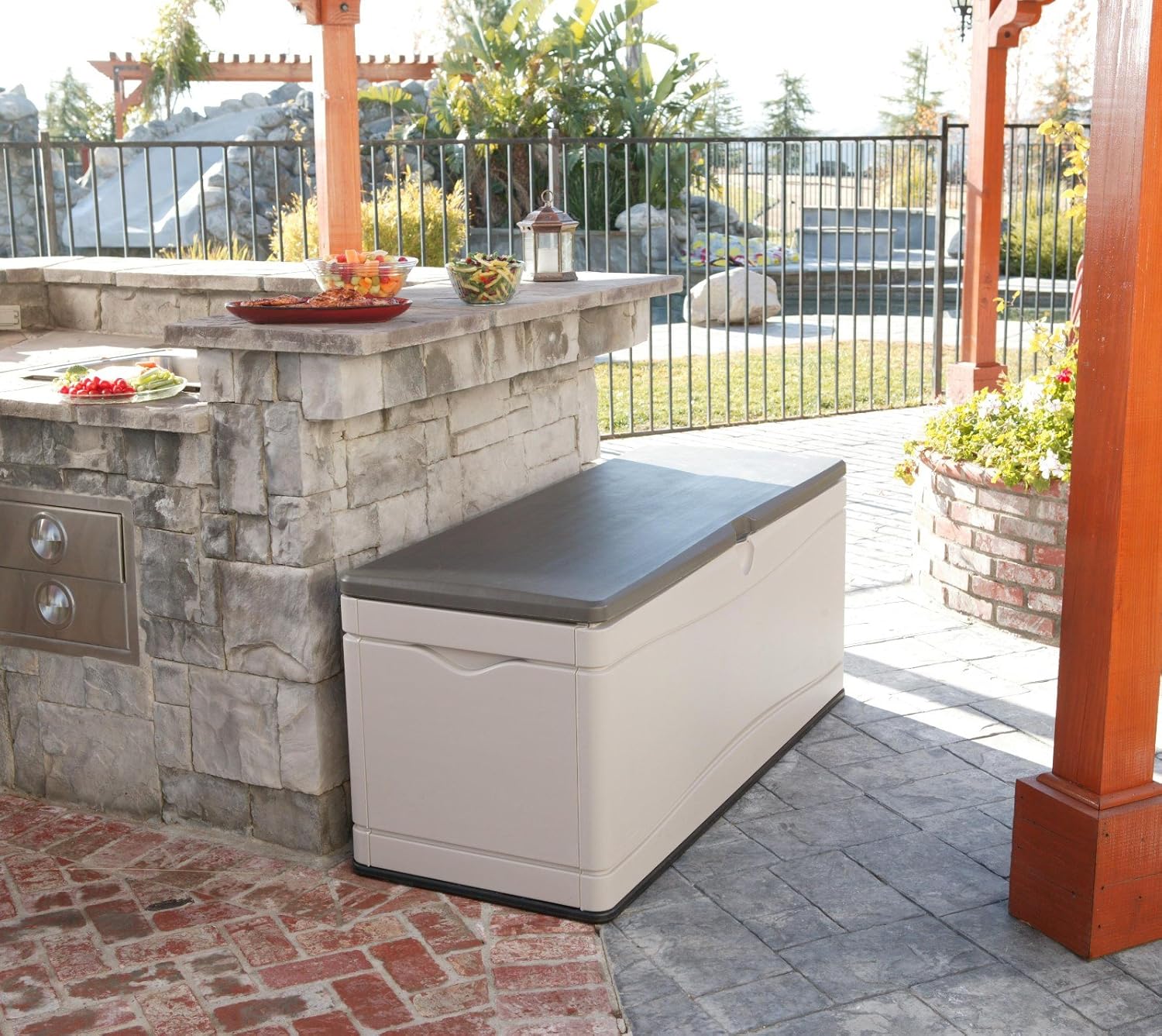 LIFETIME 60012 Extra Large Deck Box  130 Gallon  Desert Sand/Brown