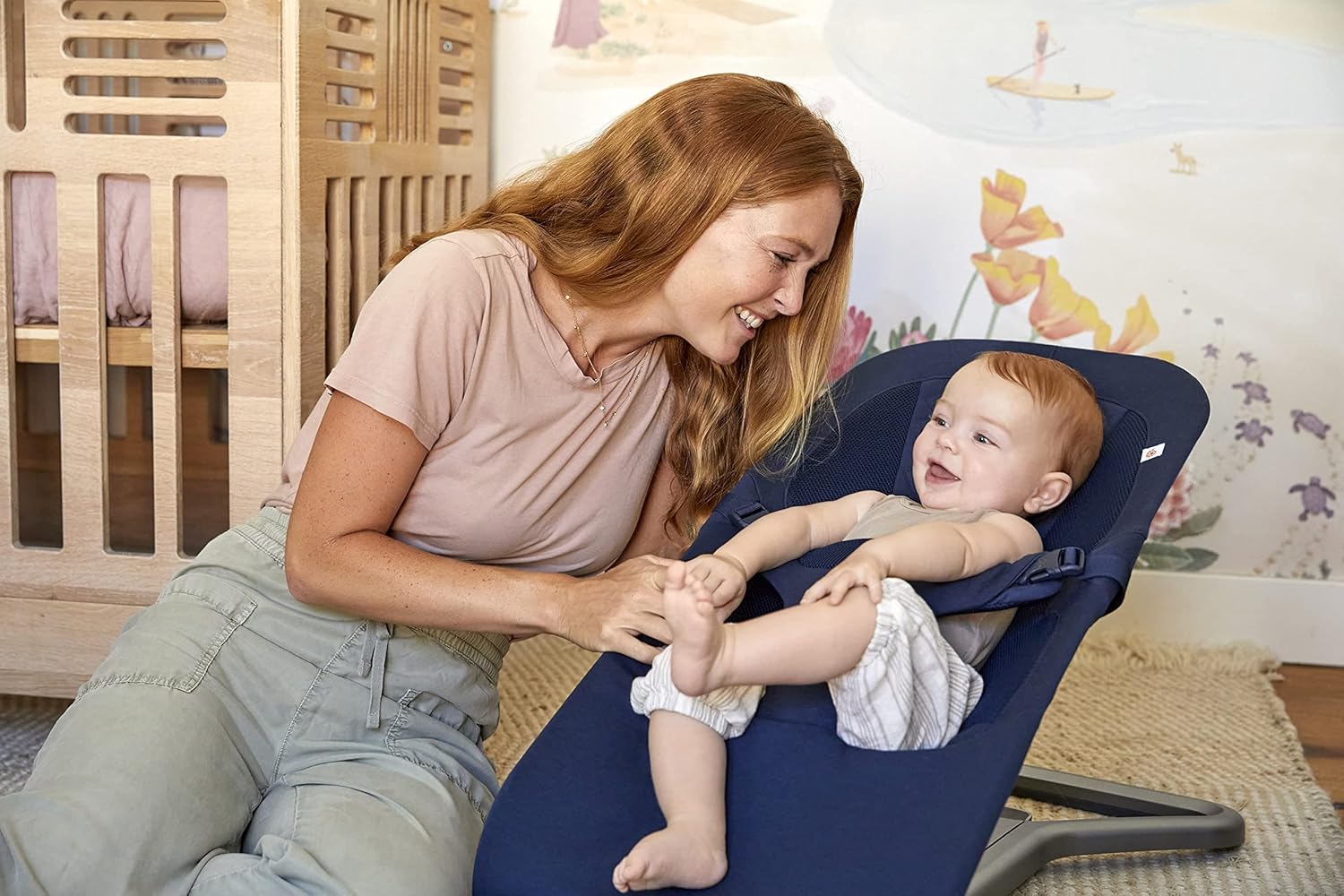 Ergobaby 3-in-1 Evolve Bouncer, Ergonomische Babywippe für Neugeborene ab Geburt bis zum Kleinkind, Babyschaukel mit Neugeboreneneinsatz (2,5 kg - 13,2 kg), Cream