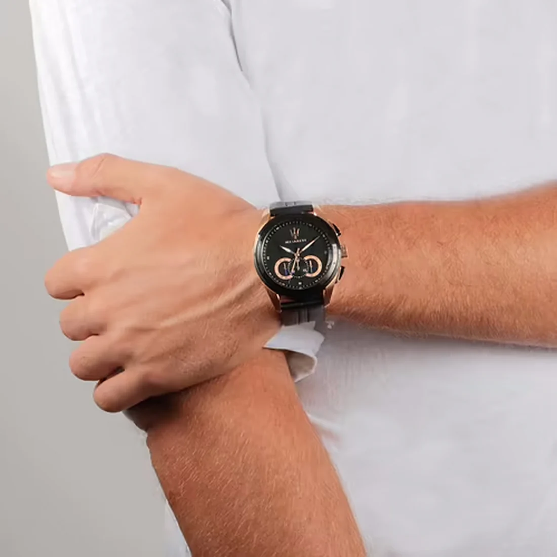 Orologio Maserati Traguardo oro rosa bracciale in pelle nero R8871612025