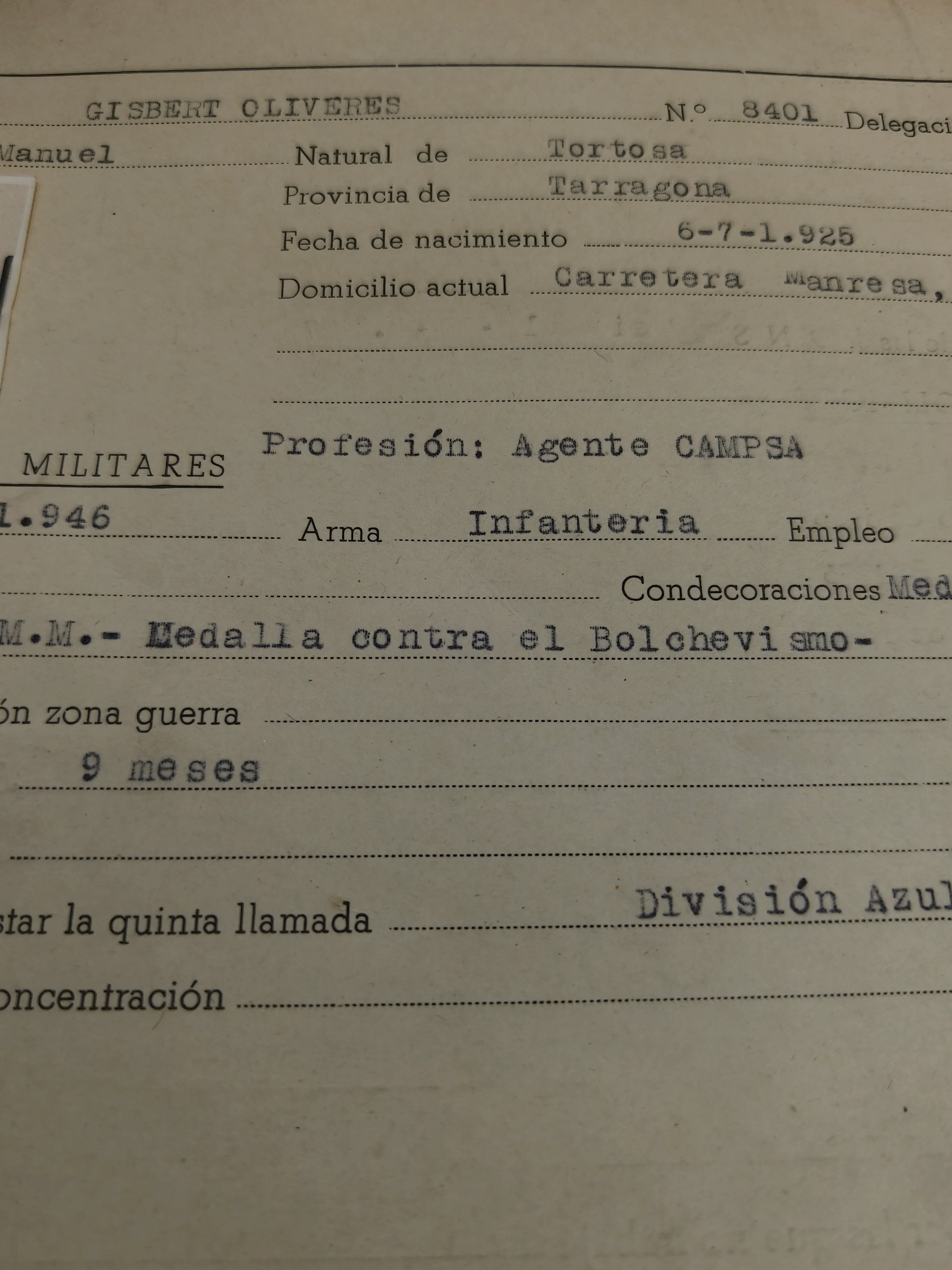 Medalla anti bolchevique con documento divisi��n azul. IIWW
