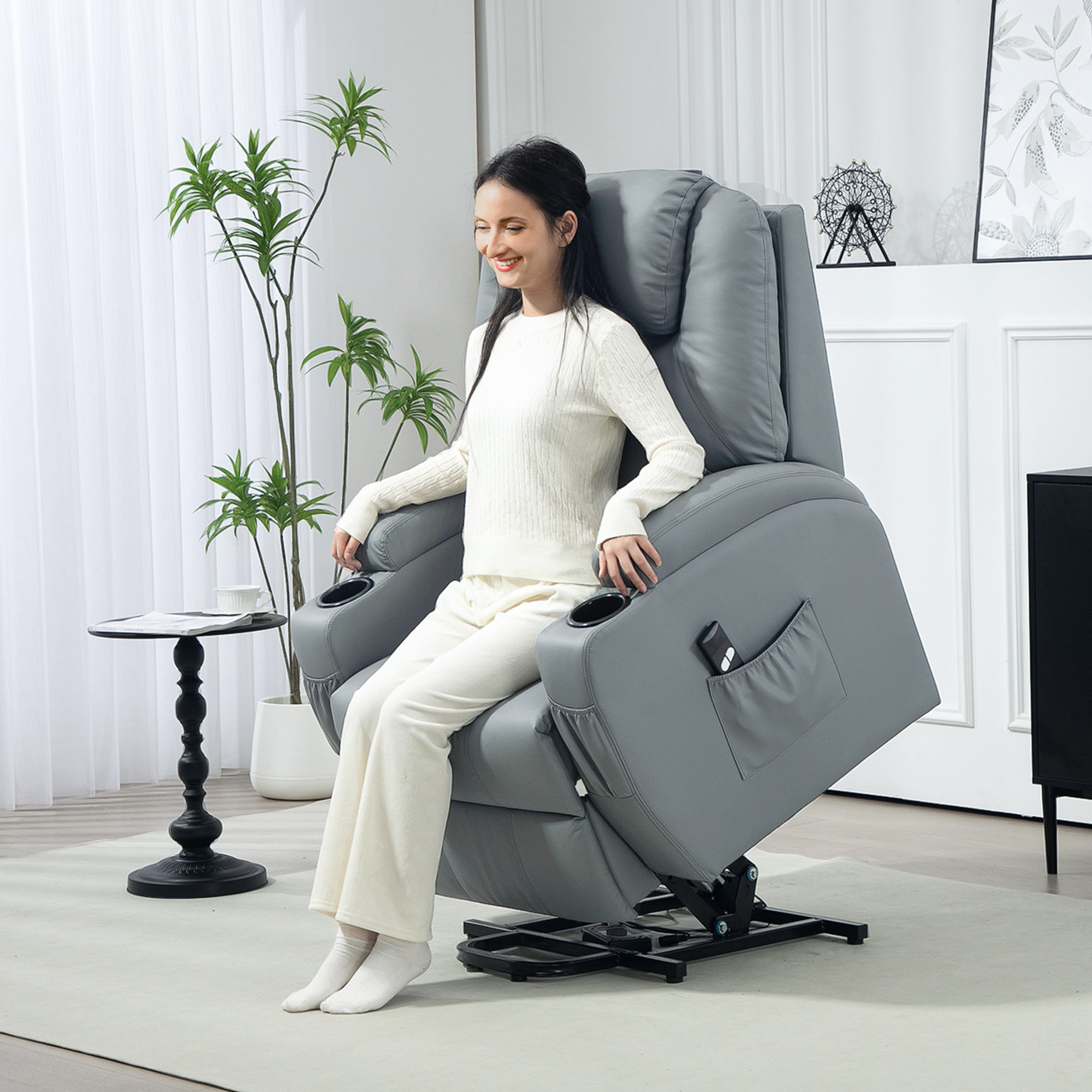 HOMCOM Elektrischer Relaxsessel mit Fußstütze und neigbarer Rückenlehne per Fernbedienung, seitliche Taschen und Becherhalter - Braun