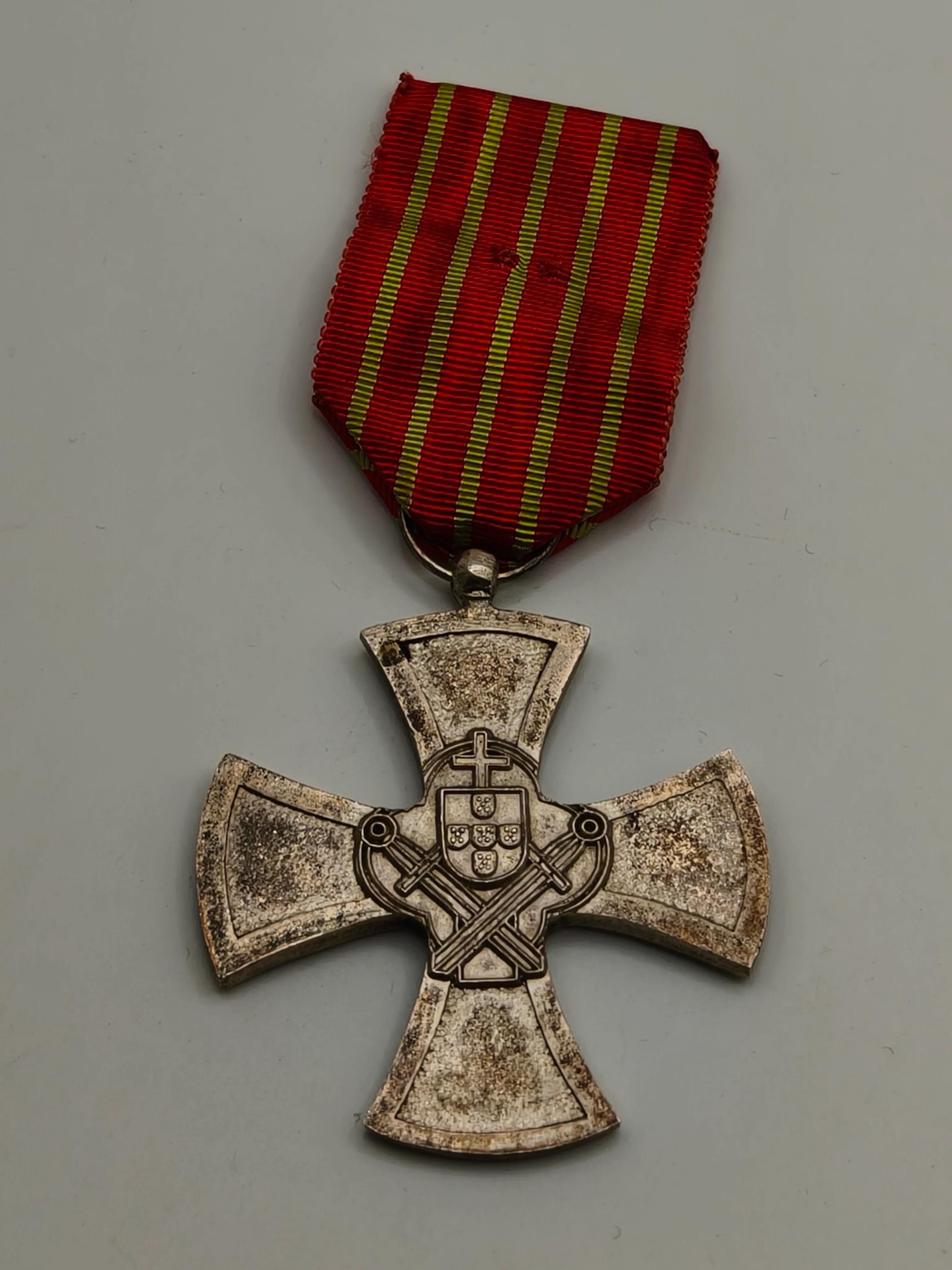 Medalla Cruz de guerra Colonial PT