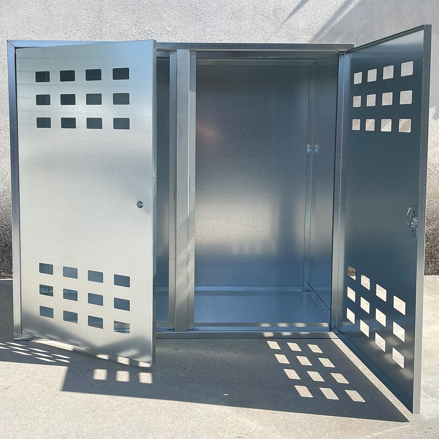 2 Outdoor Gas Cylinder Cabinet, Two Doors Galvanised Steel Reinforced with Ventilation, Secure Closure for Storage of 10-25 kg, Resistant to Atmospheric Agents