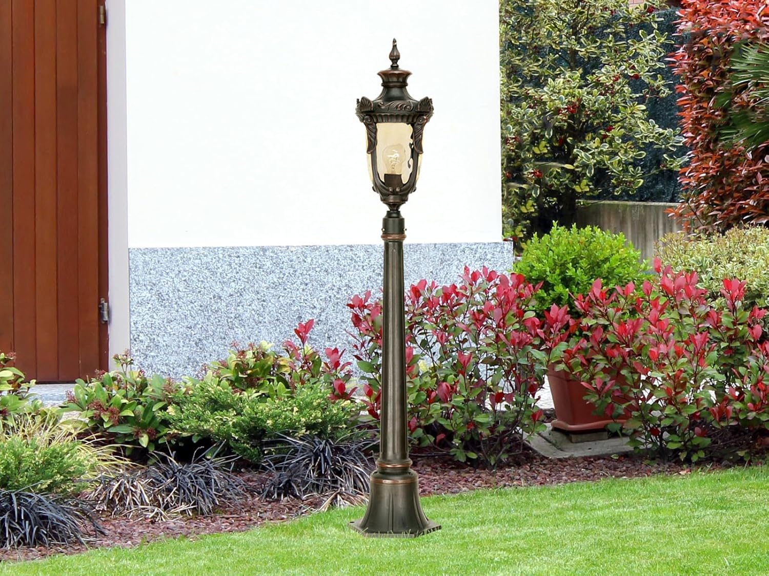 meineWunschleuchte Hochwertige Wegeleuchte im Jugendstil mit Schirm aus Amberglas, Höhe 117cm
