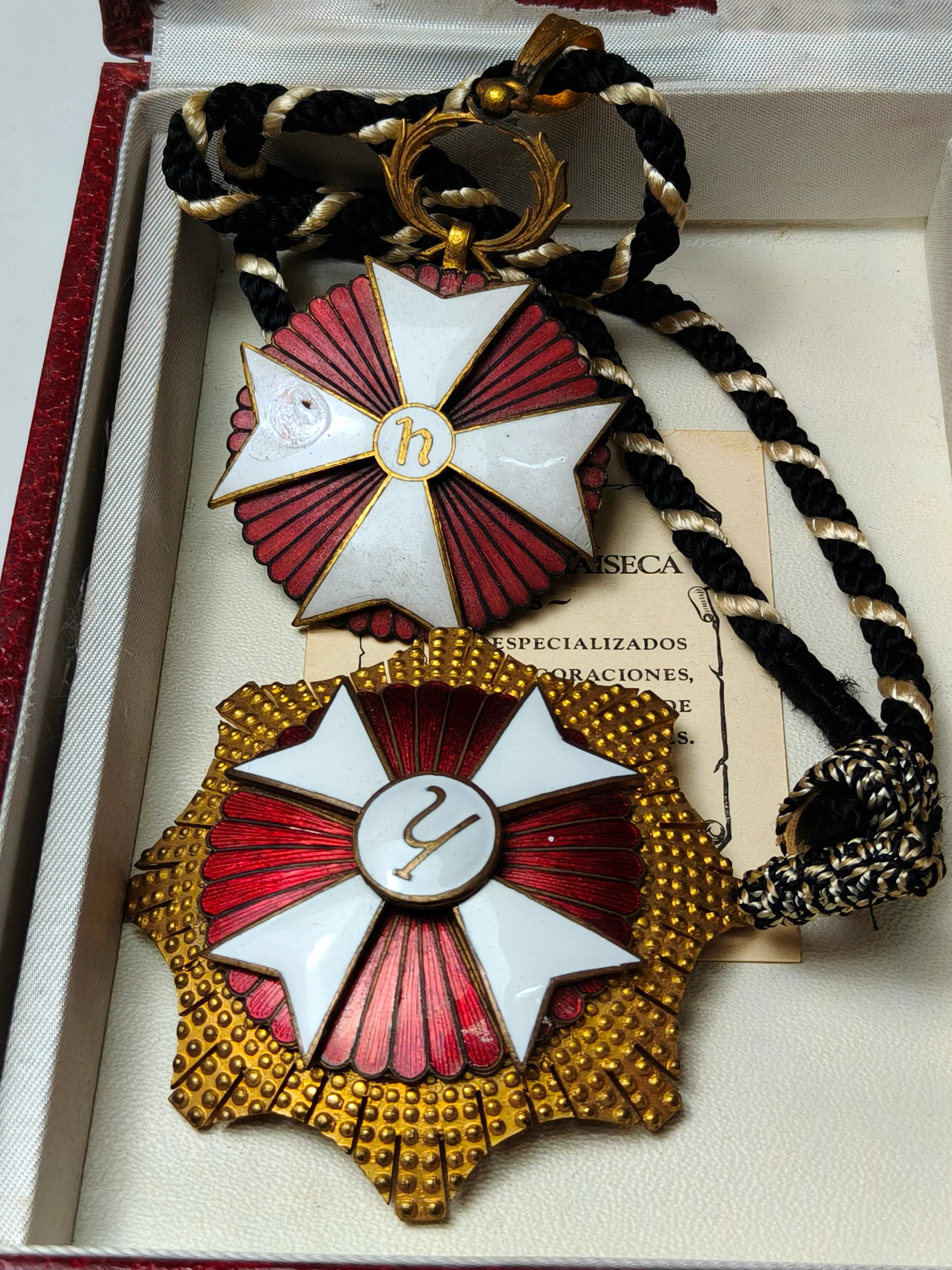 Grand Cross of the Hospitaler Order of Spain. Franco's period.