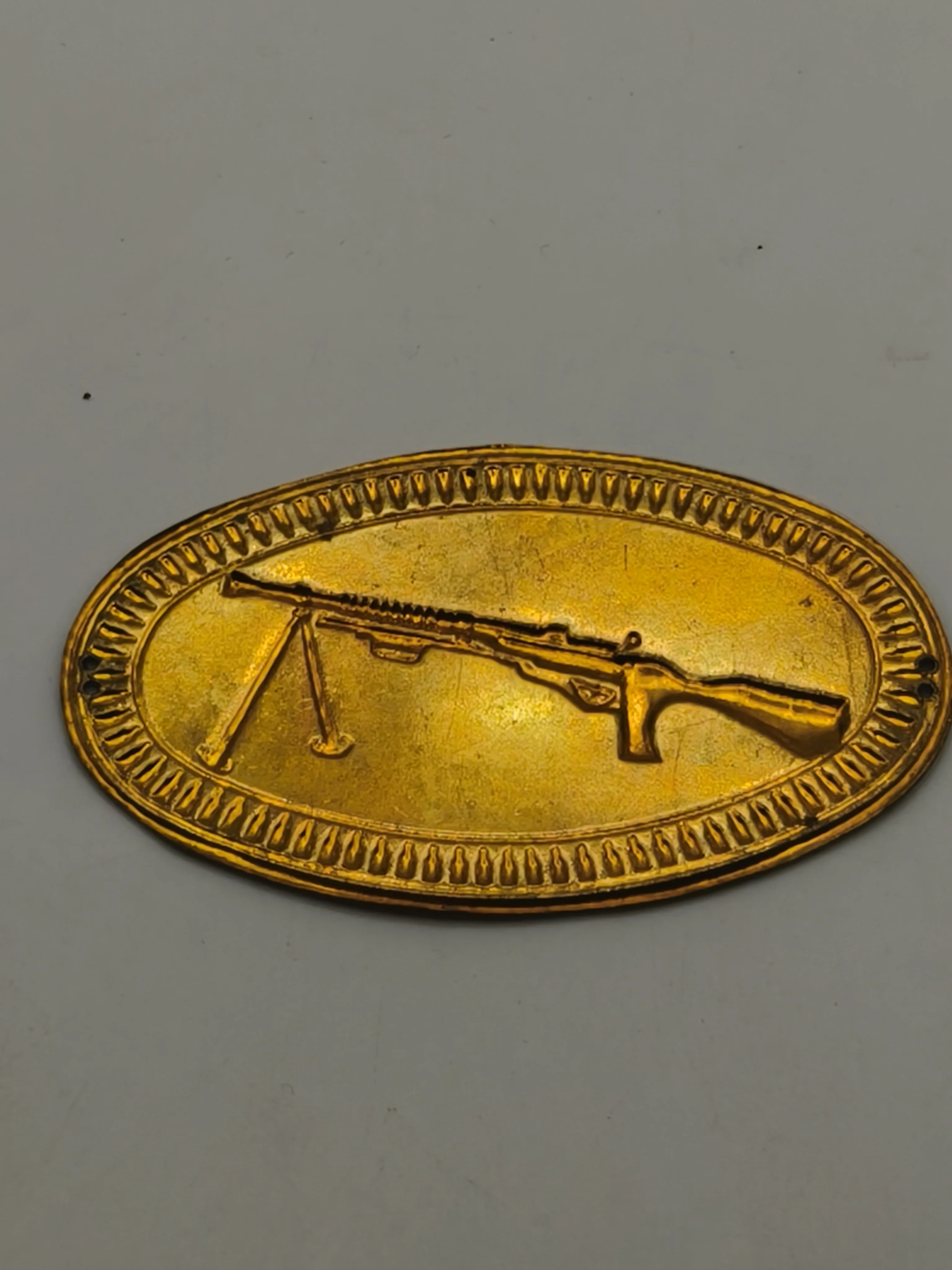 Machine gun Badge. Spain.