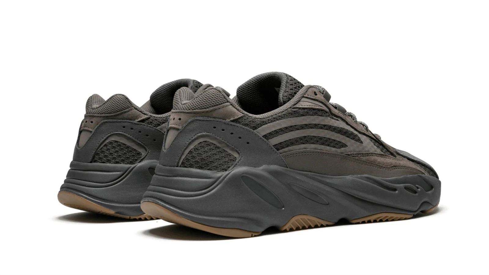YEEZY BOOST 700 V2 