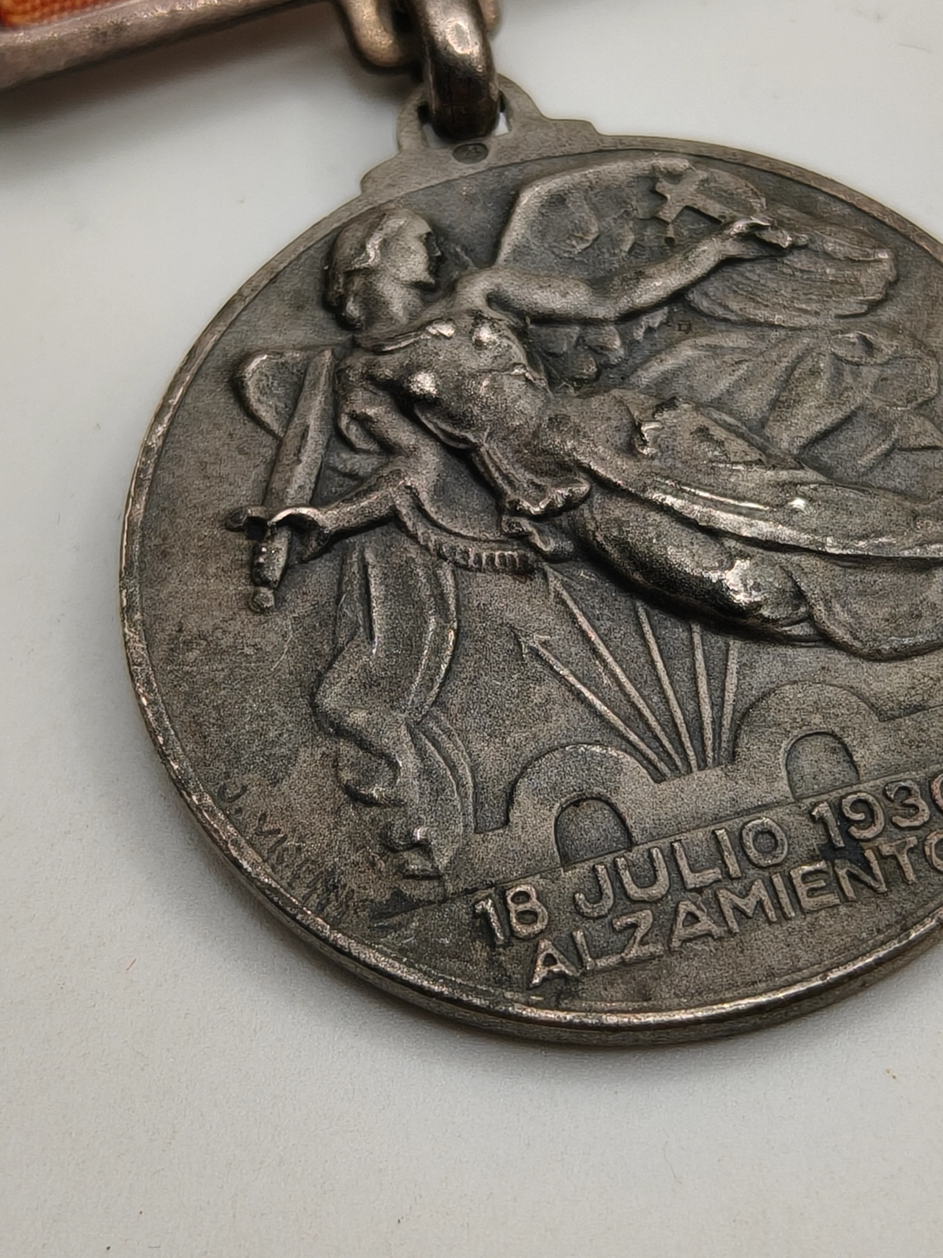 Medalla Alzamiento nacional. Modelo plata. 1936.