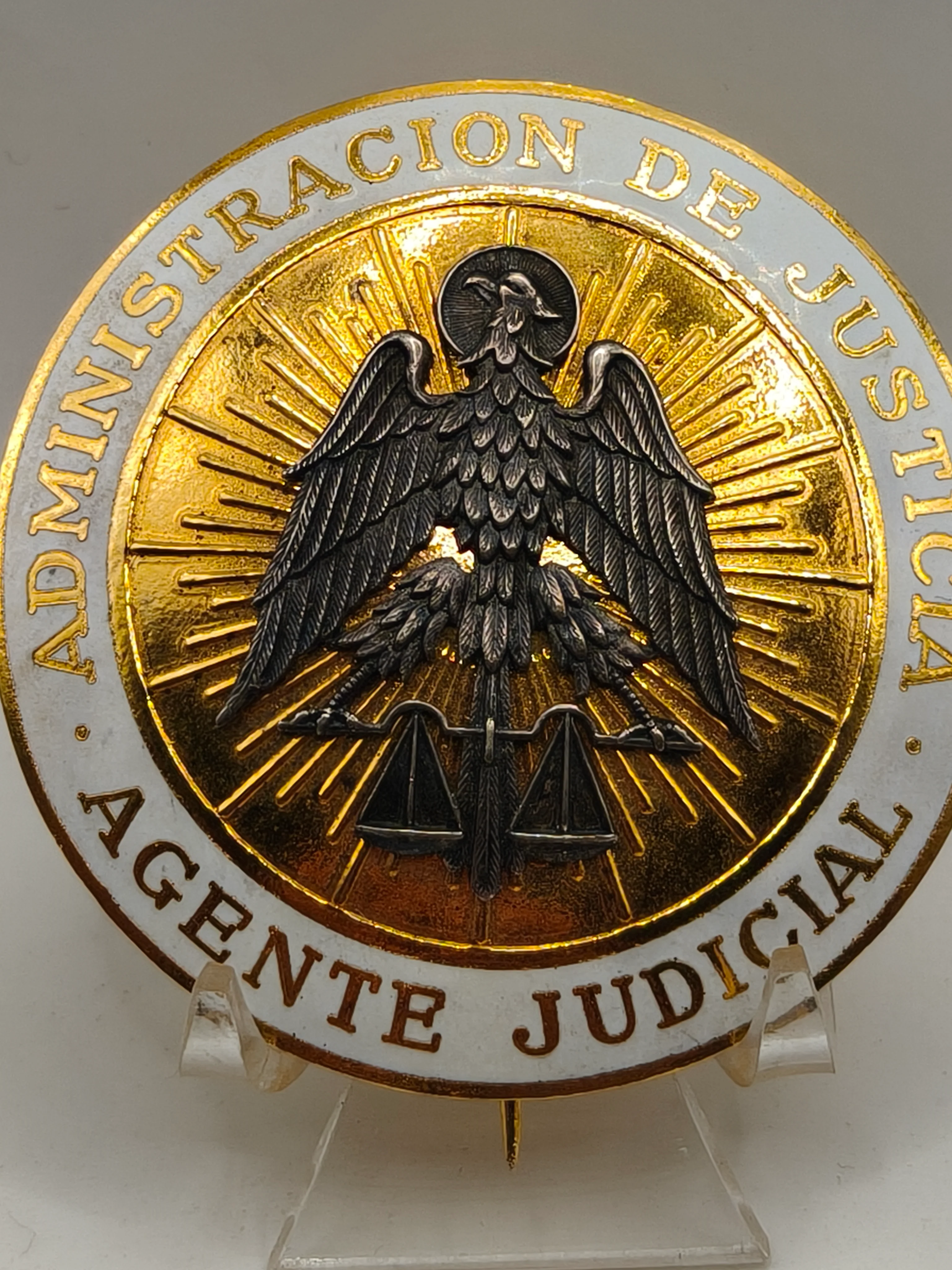Placa agente judicial ��poca Franco