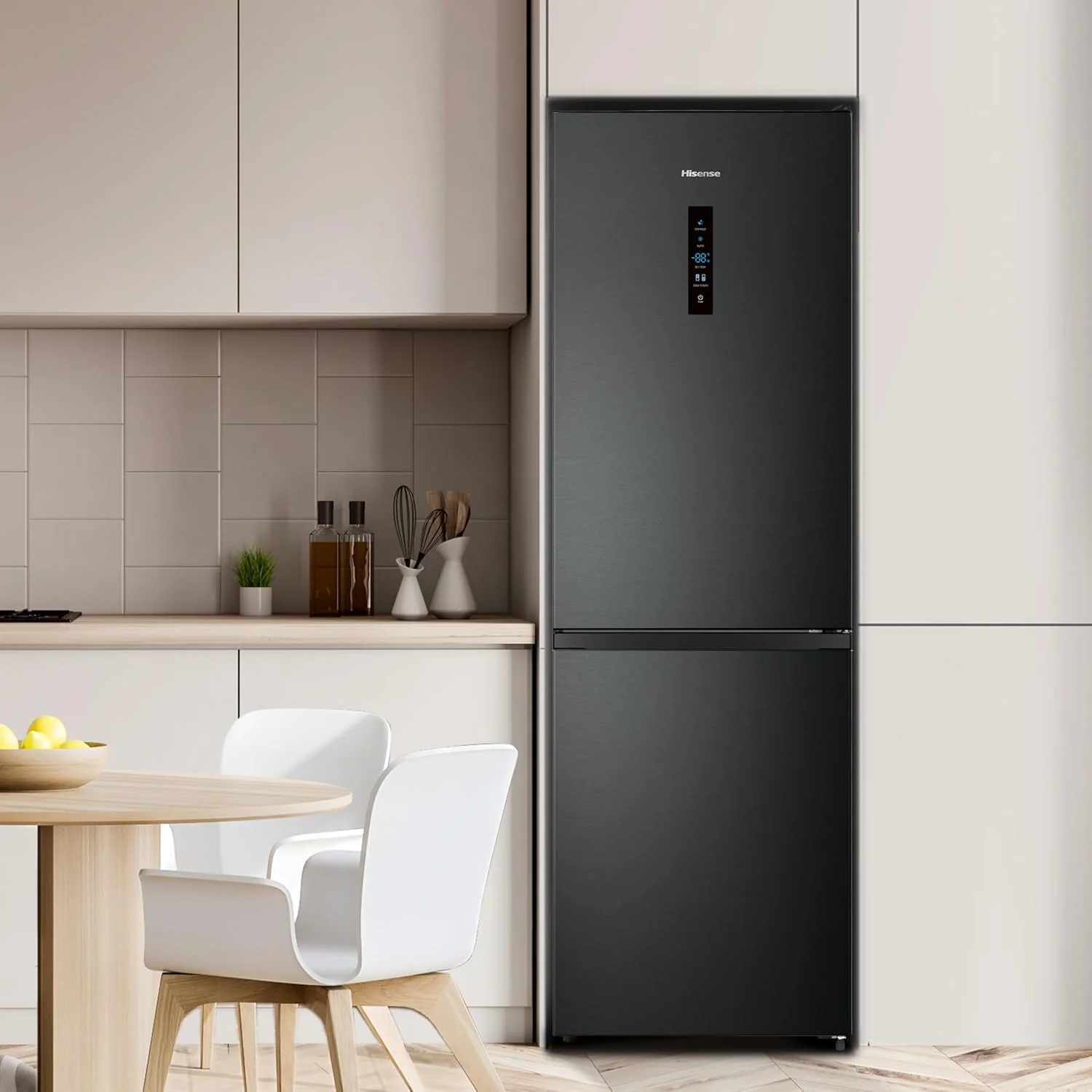 Hisense RB327N4ADD Koelvriescombinatie, EEK D, Total NoFrost, Verwisselbare Deurscharnieren, Flessenrek, 171 Liter Koelgedeelte, 85 Liter Vriesgedeelte, Roestvrijstalen look