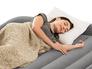 Deluxe Pillow Rest Raised