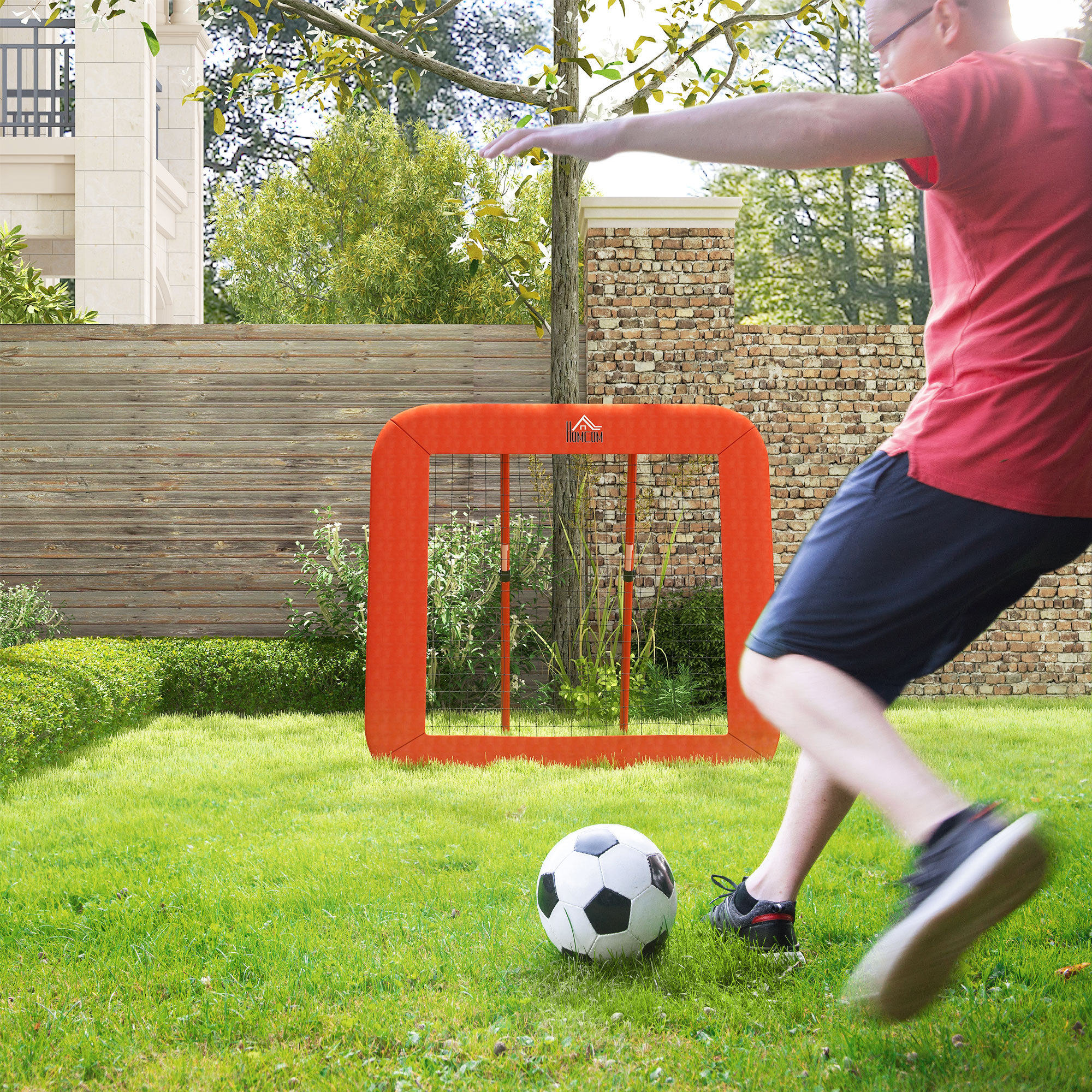 HOMCOM Fußball-Rückprallnetz, verstellbar, faltbar, Metallrahmen, Allwetter-PE-Netz, inkl. Heringe, Rot