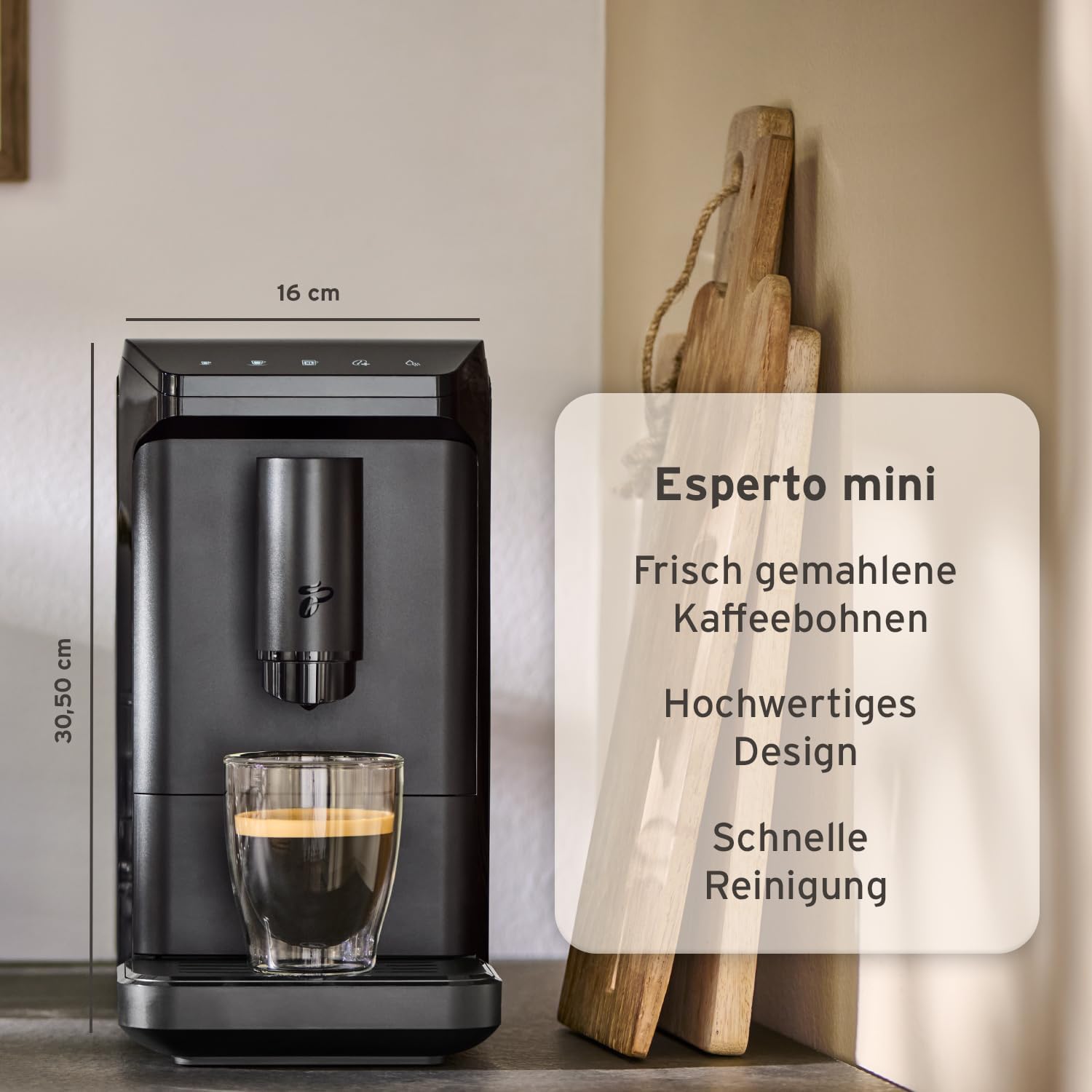 Tchibo Kaffeevollautomat Esperto mini für Caffè Crema und Espresso, nur 16cm breit, klein und kompakt, geeignet für jede Küche, Camping, Studentenapartment, Grau - INKLUSIVE Kaffeeprobierset GRATIS