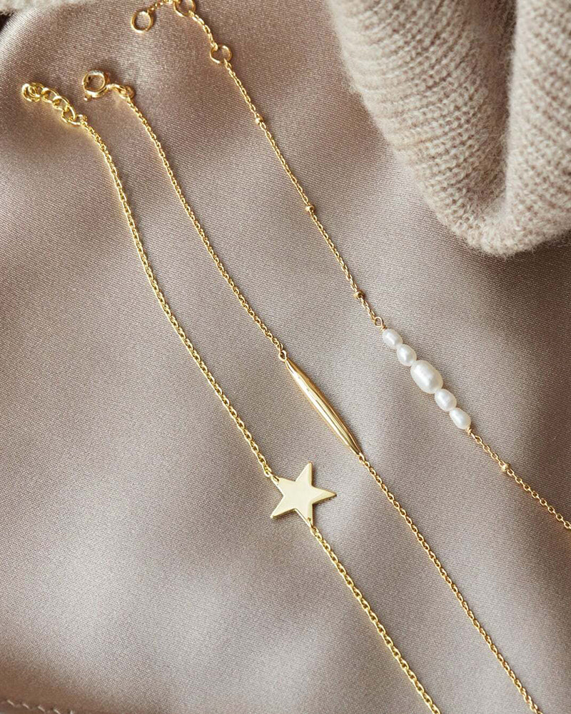 Mary-K Gold Star Bracelet