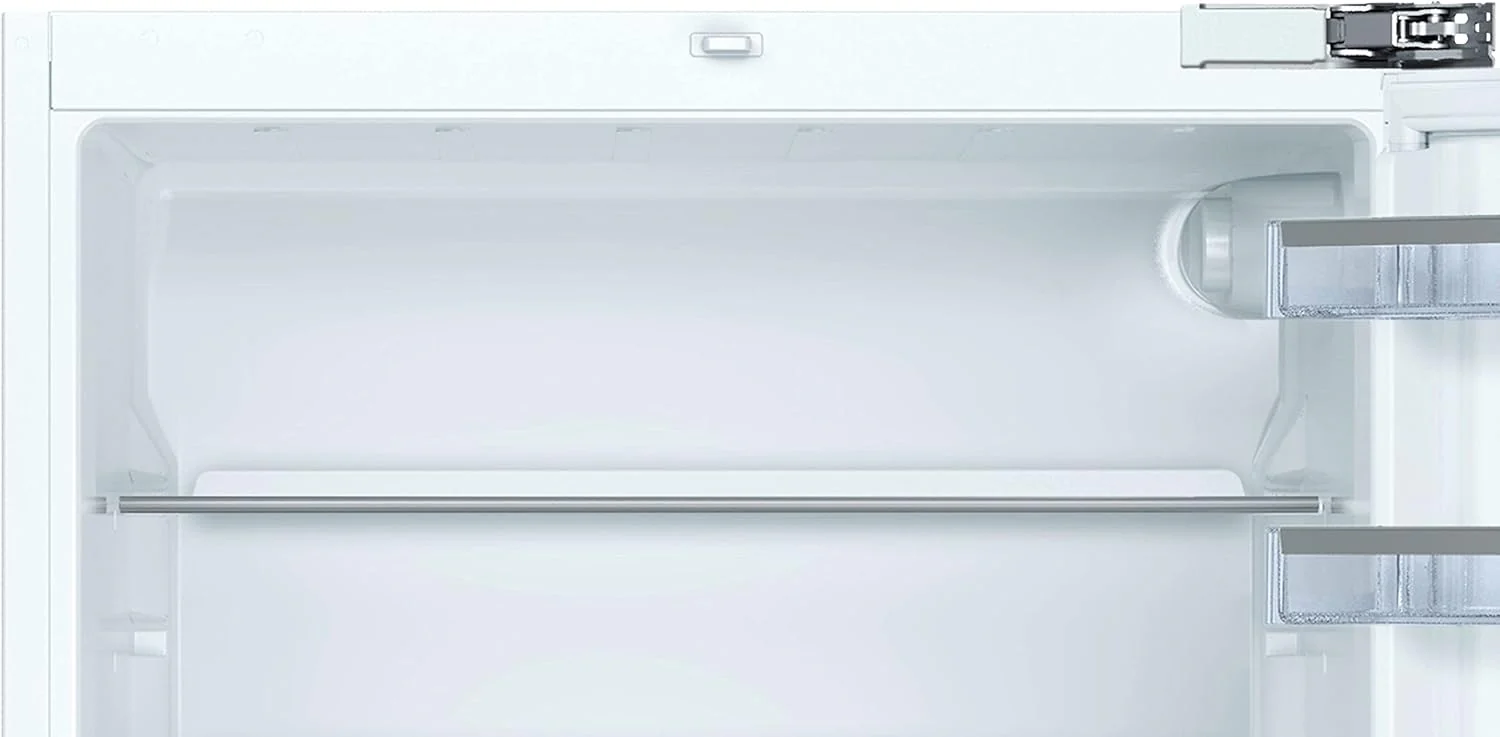 Bosch KUL15AFF0 Serie 6 onderbouwkoelkast, 82 x 60 cm nismaat, 123 L, vlakke scharnieren, Made in Germany, LED-verlichting gelijkmatige verlichting, MultiBox bewaren van groenten en fruit