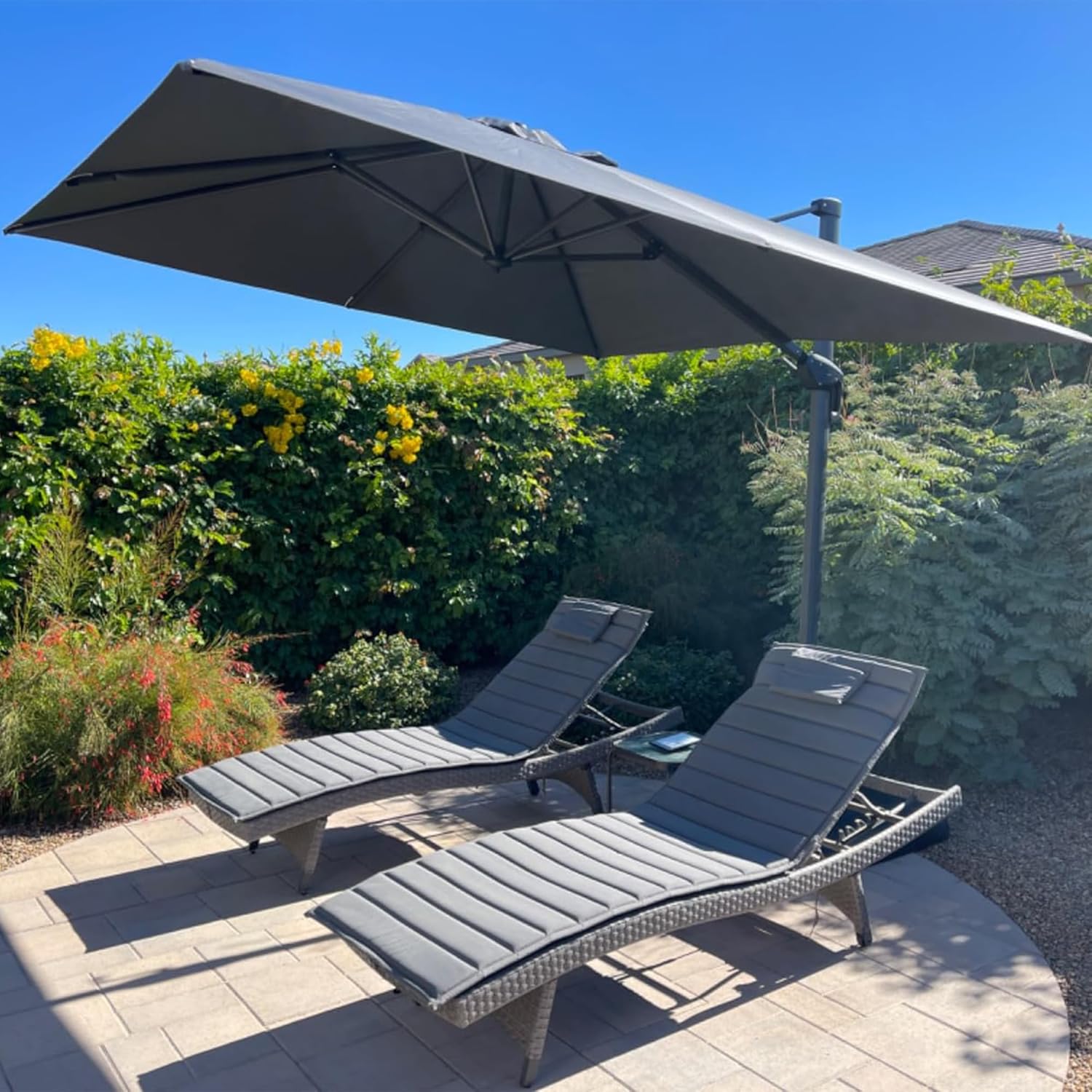 PURPLE LEAF 9 Feet Patio Umbrella Outdoor Cantilever Square Umbrella Aluminum Offset Umbrella with 360-degree Rotation for Garden Deck Pool Patio  Light Grey