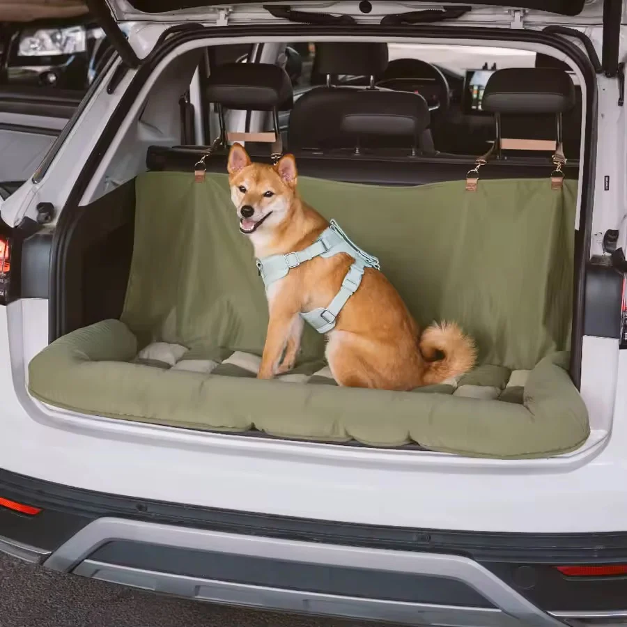 Large Dog Car Seat Bed �C Waterproof & Bolstered with Anti-Slip Base
