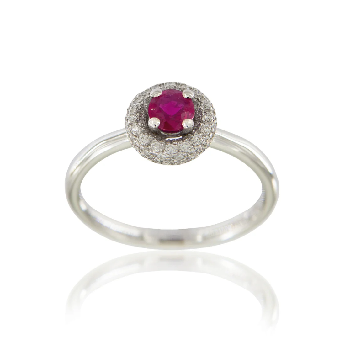 Anello rubino naturale tondo ct 0,35 con contorno pav�� di brillanti