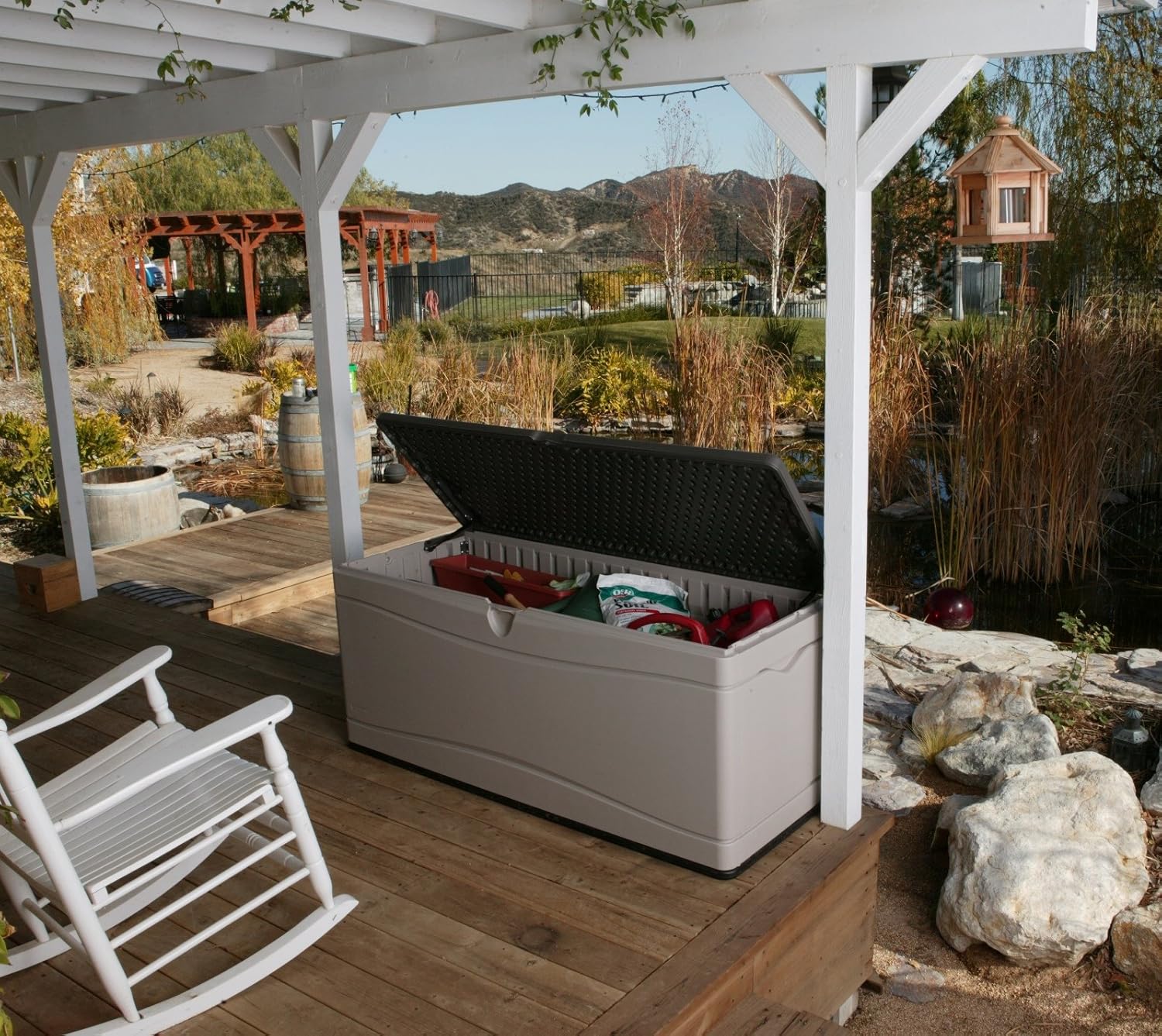 LIFETIME 60012 Extra Large Deck Box  130 Gallon  Desert Sand/Brown