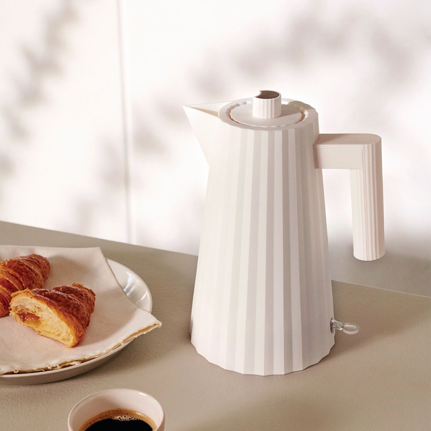 Wasserkocher und Toaster Plissé Weiß